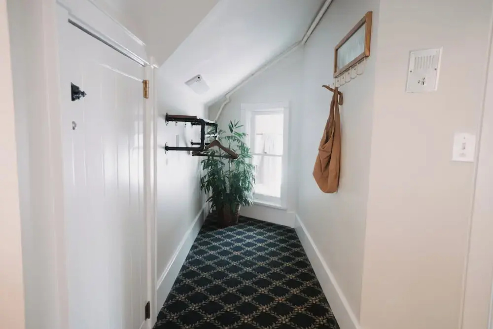 Goldsmith's Riverfront Inn