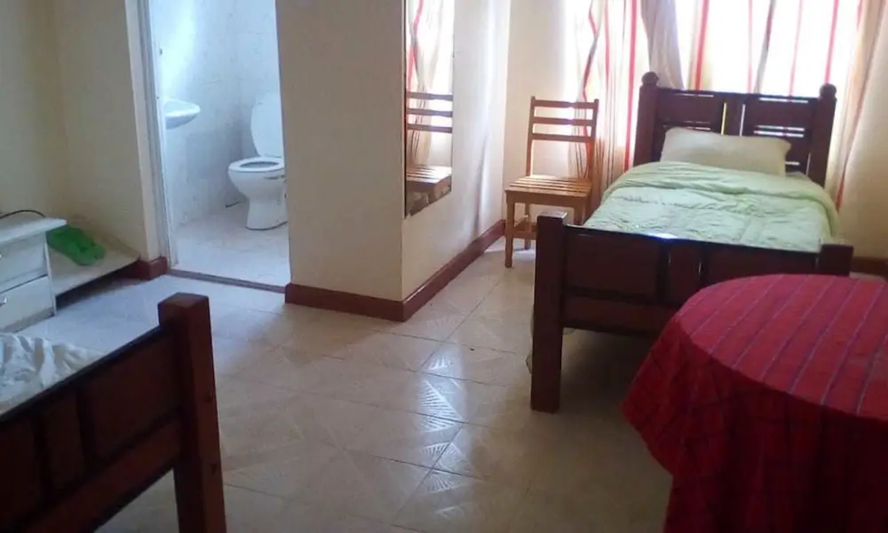 Rose House Hotel