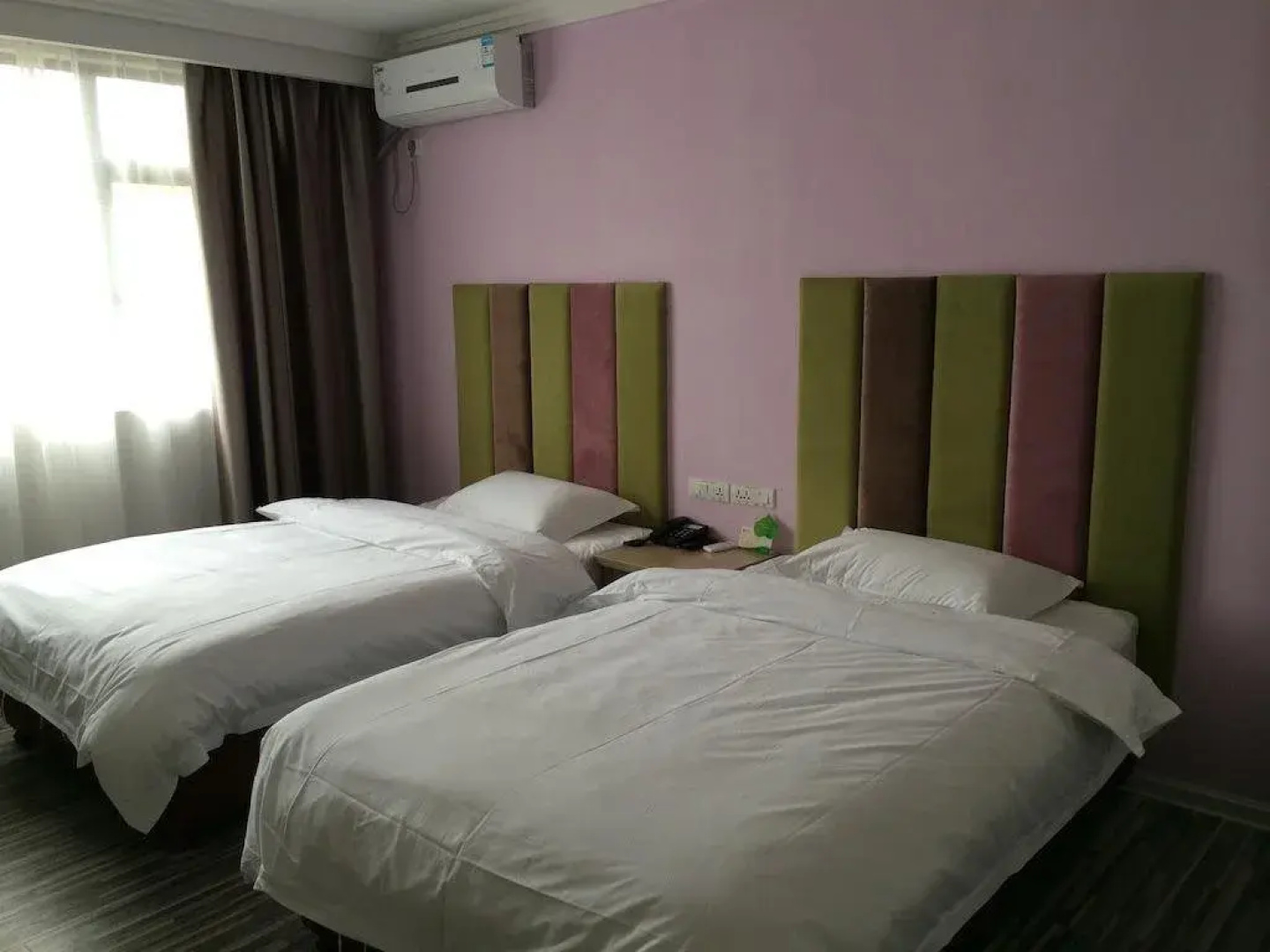Guilin Wisteria Hotel