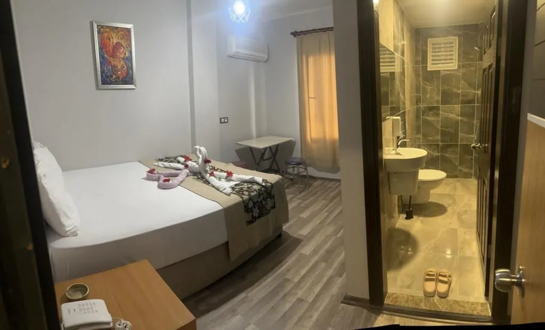 Tan Otel