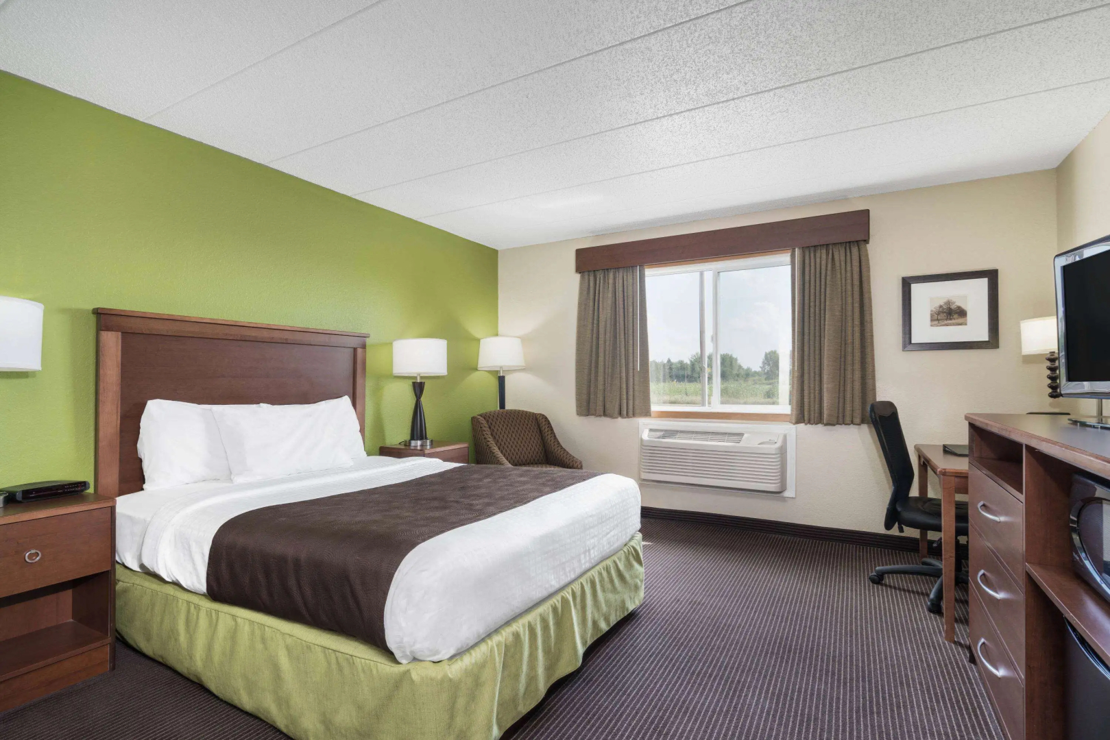 AmericInn by Wyndham Little Falls