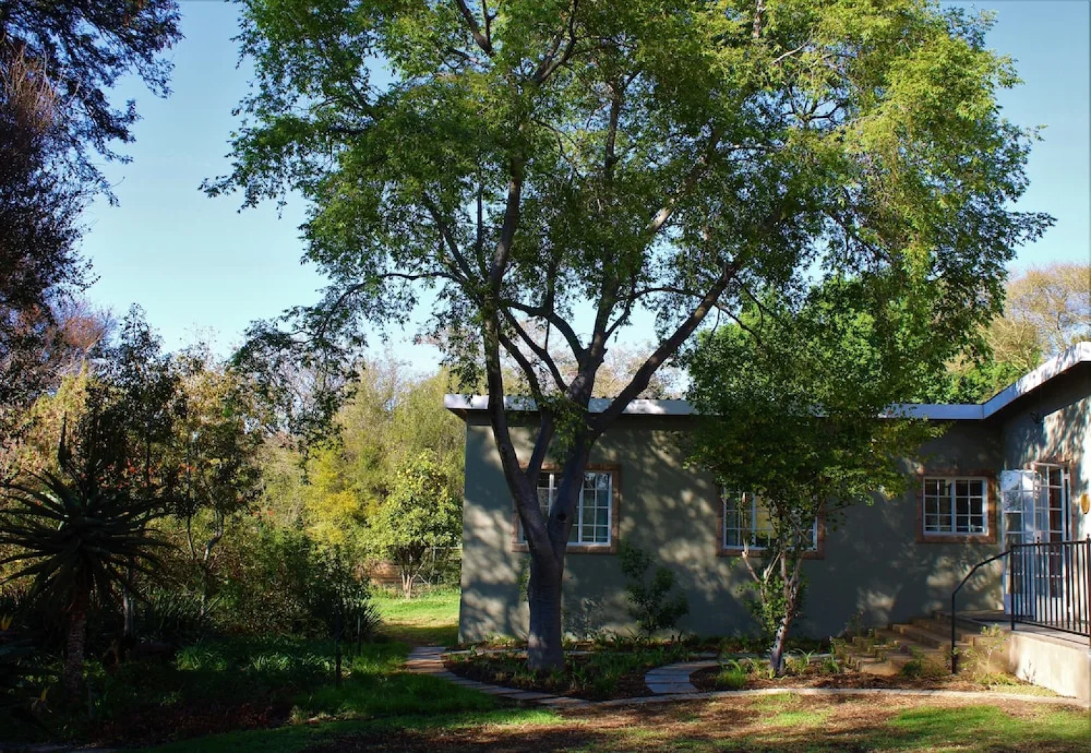 Lemon Thorn Cottage for 2 People With Wonderful Private Terrace in Garden!