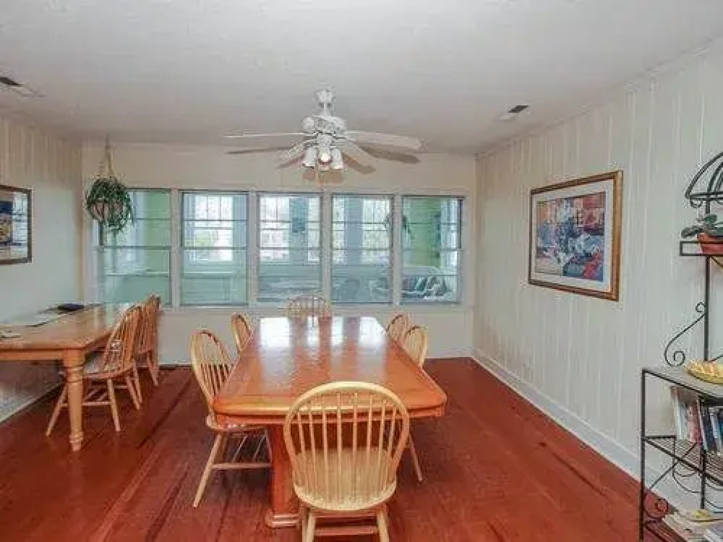 Ocean Boulevard 511 by RedAwning