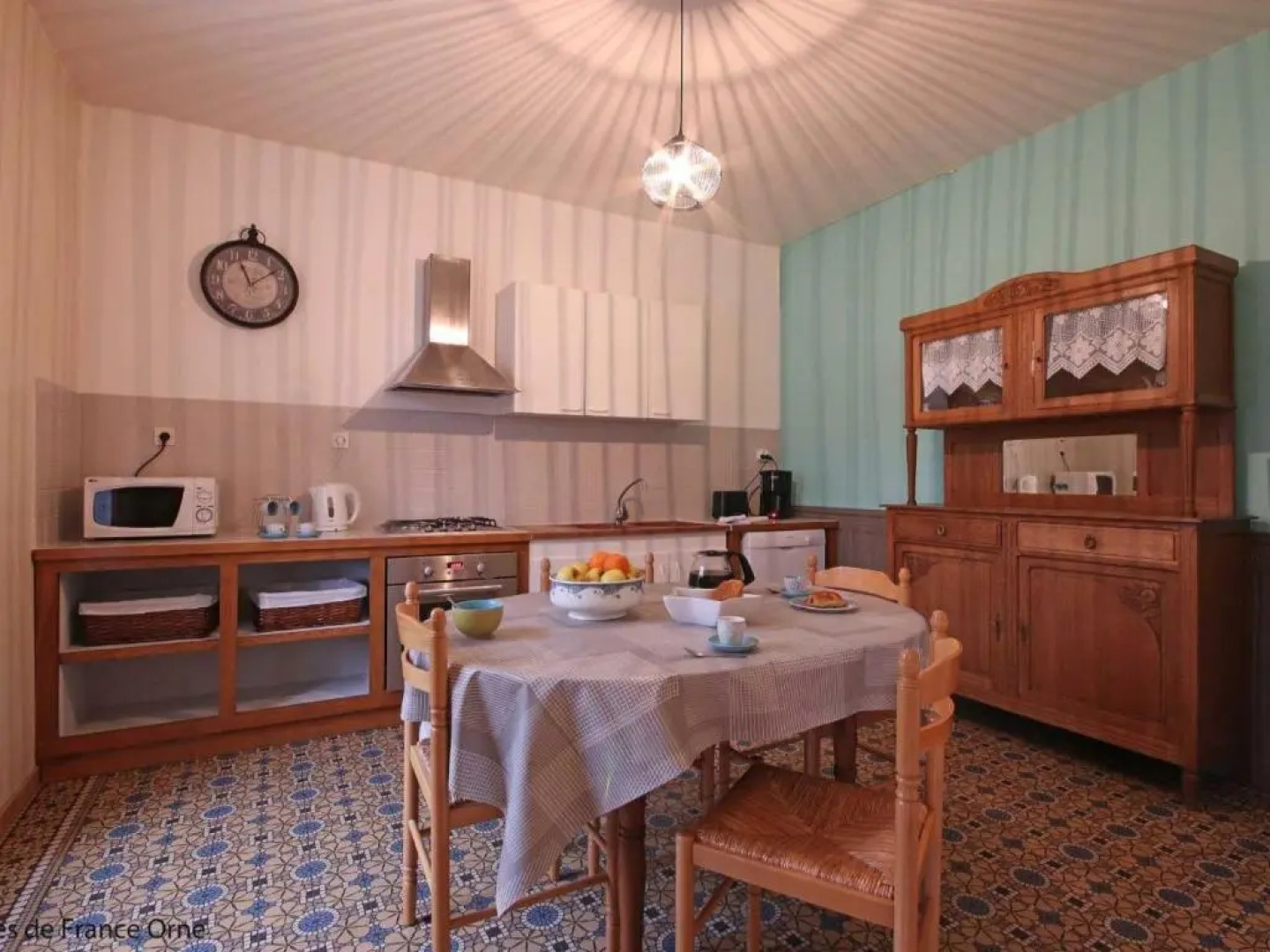 Gîte Bures, 4 pièces, 6 personnes - FR-1-497-124