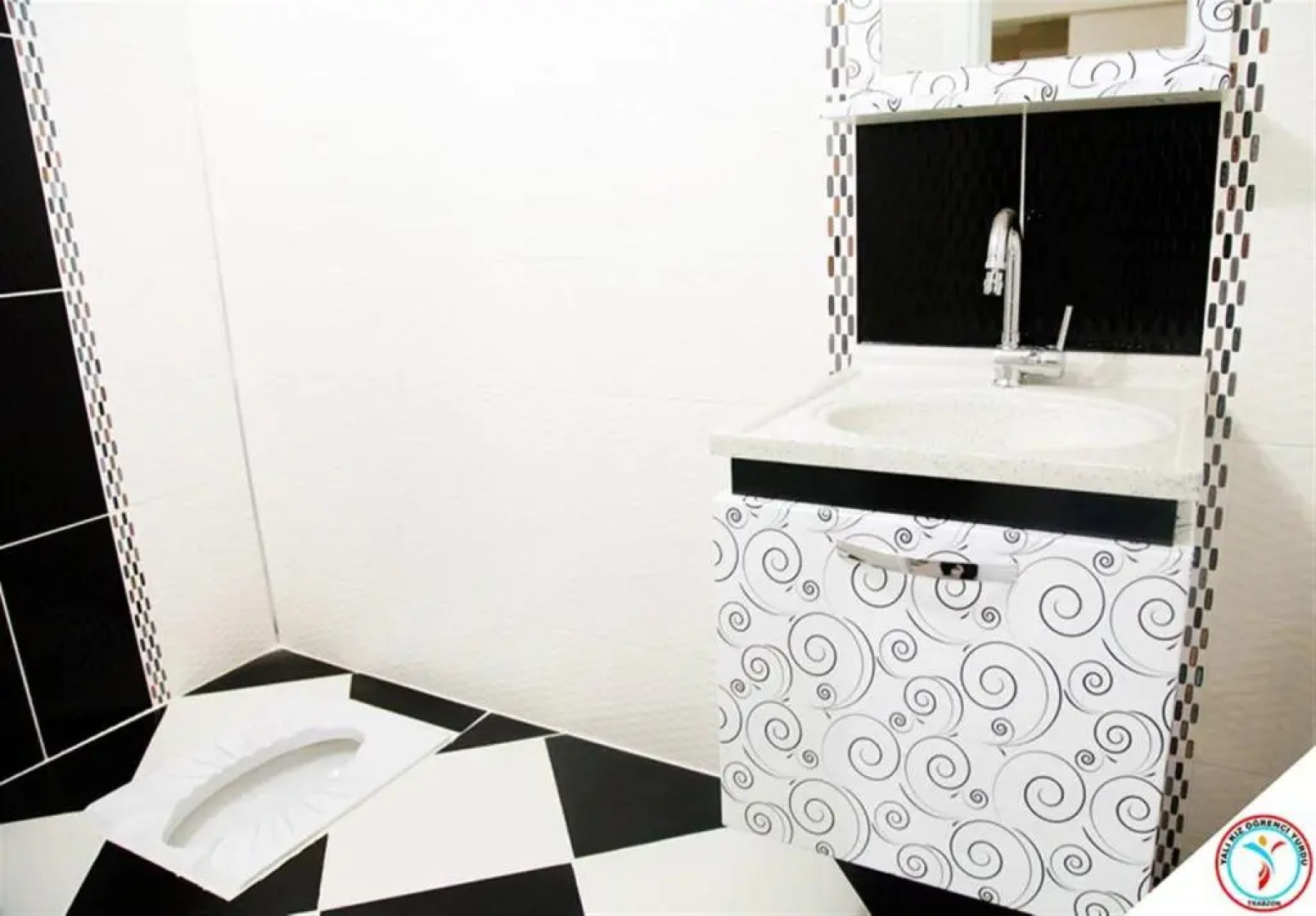 YALI Apart Hotel