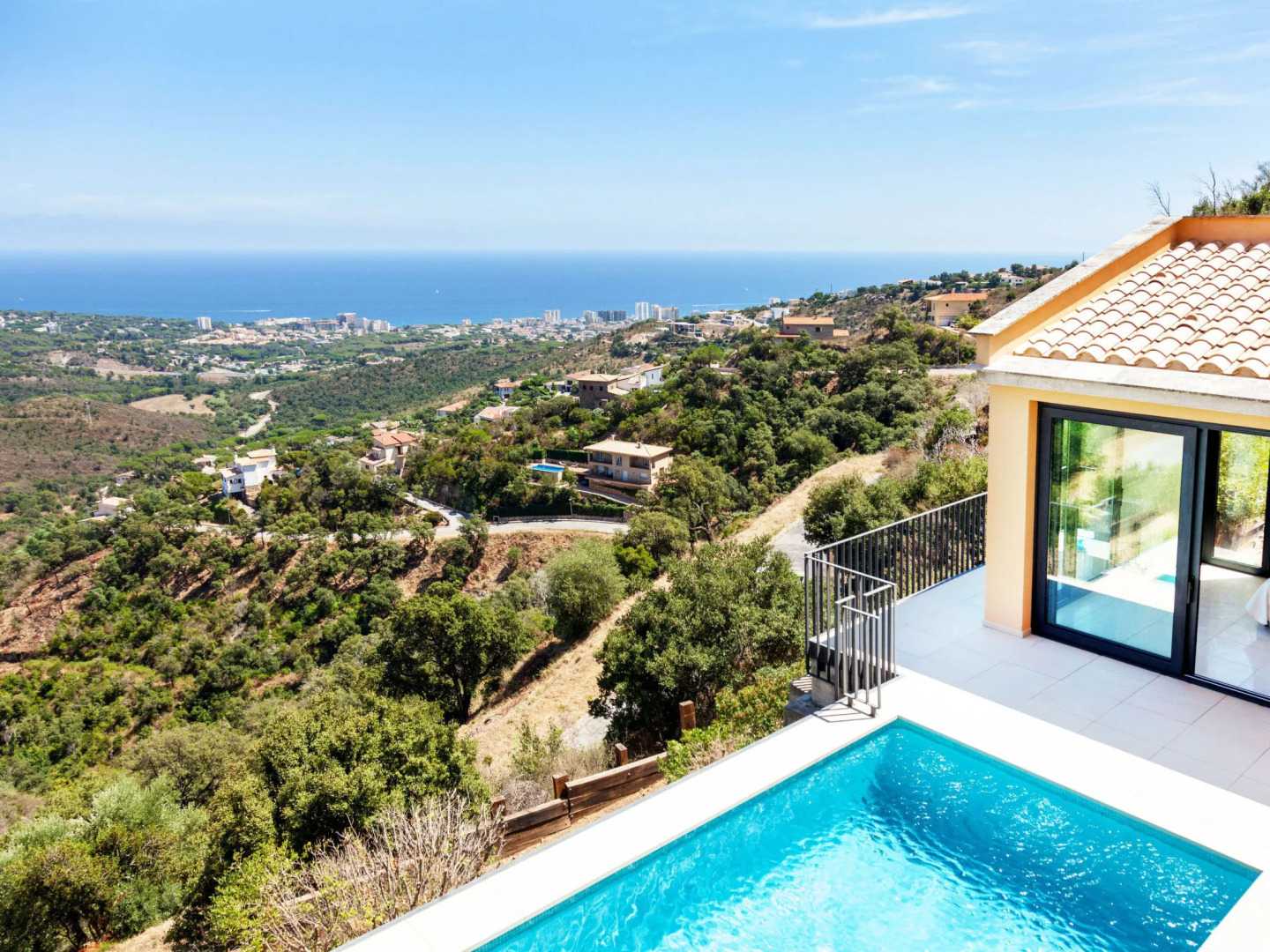 Holiday Home Suites Mas Nou