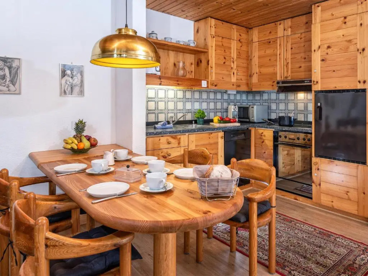 Schweizerhof Ferienwohnungen Lenzerheide 4