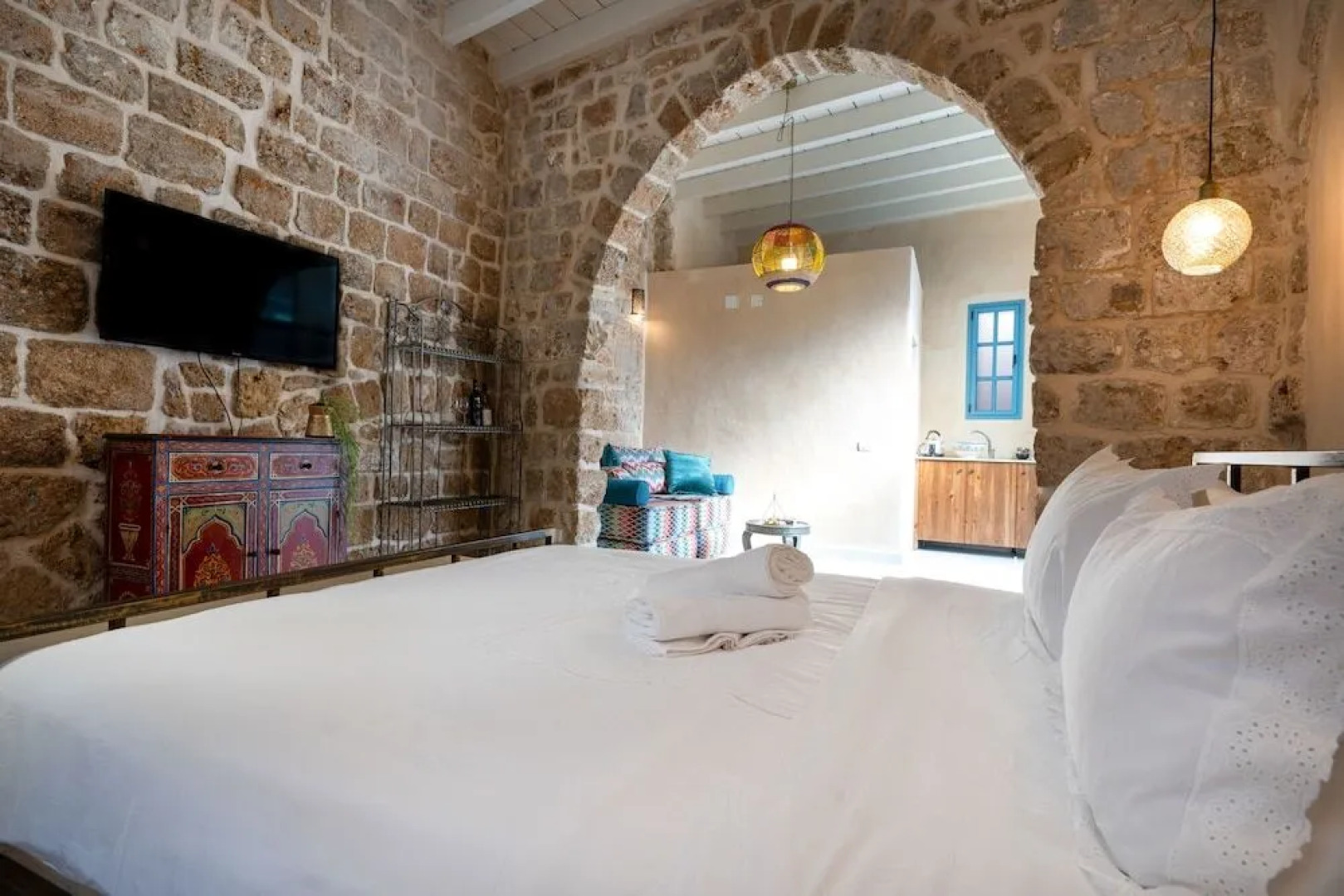 Arabesque Arts & Residency