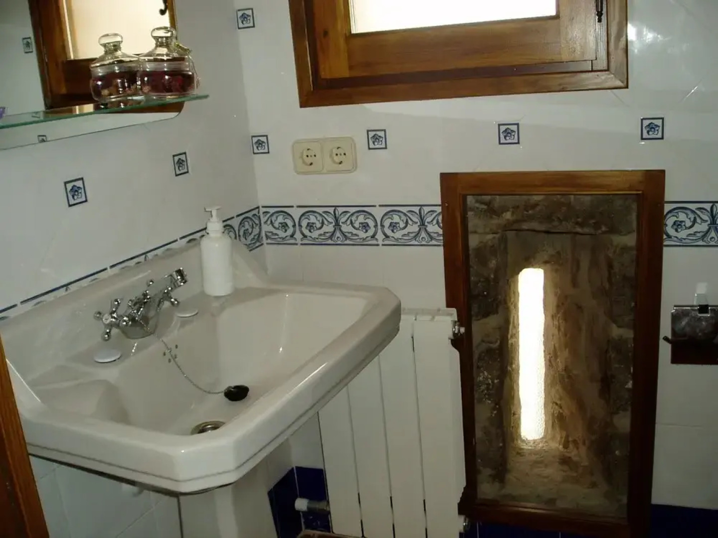 Gorgeous Mansion in La Llacuna With Private Swimming Pool