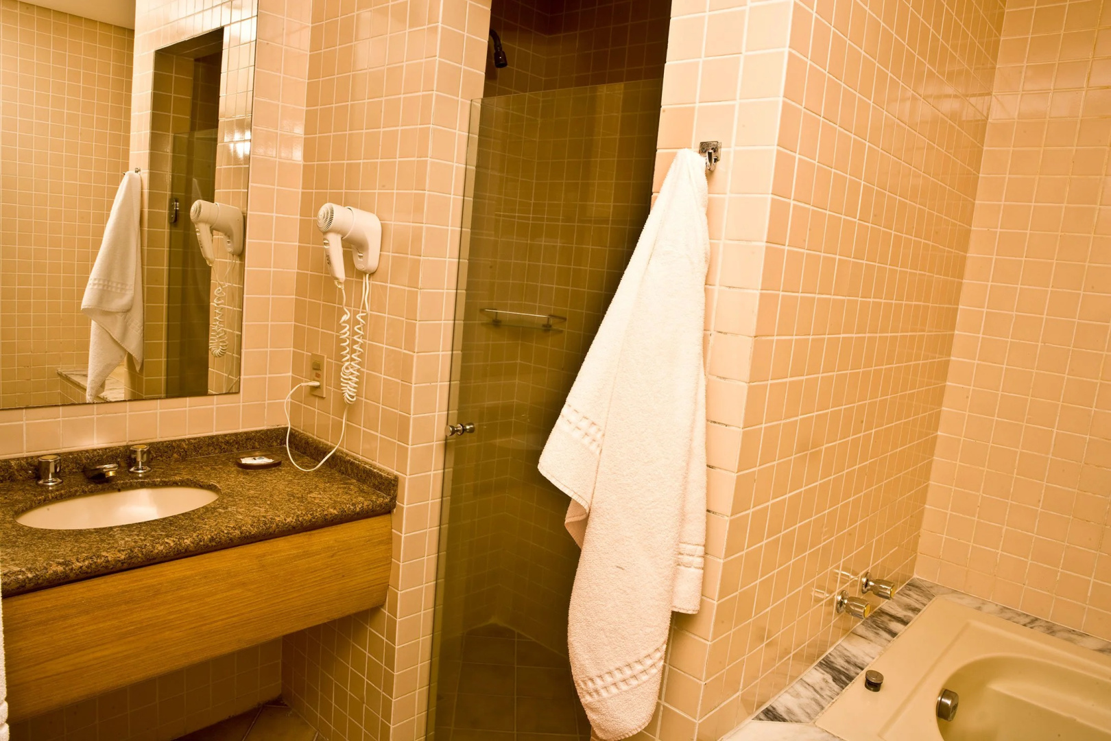 Ingleses Praia Hotel