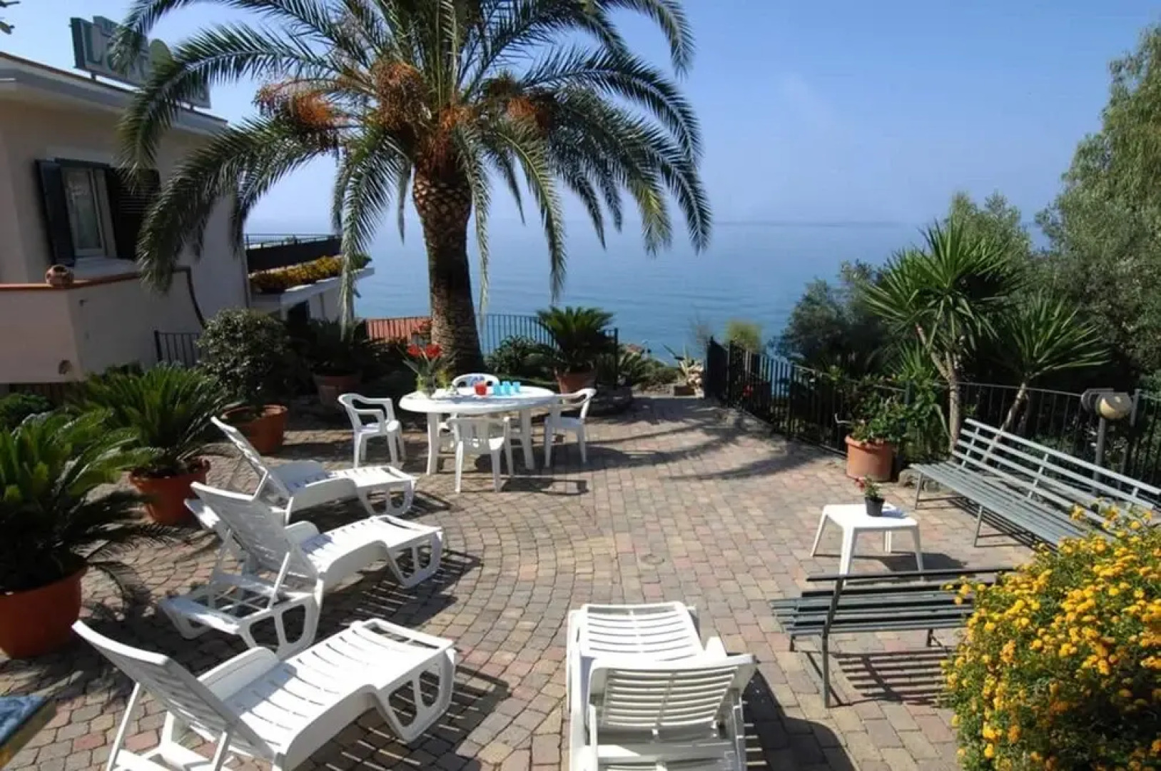 Apartment With 2 Bedrooms in Vibonati, With Wonderful sea View, Furnis