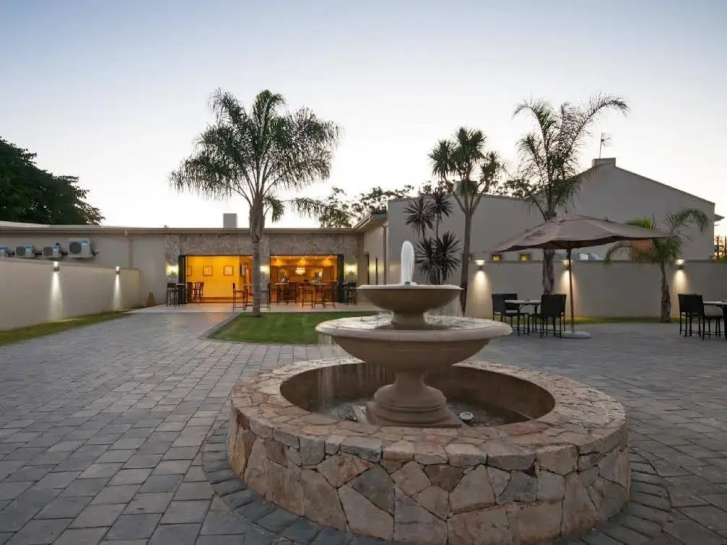 Africanos Country Estate