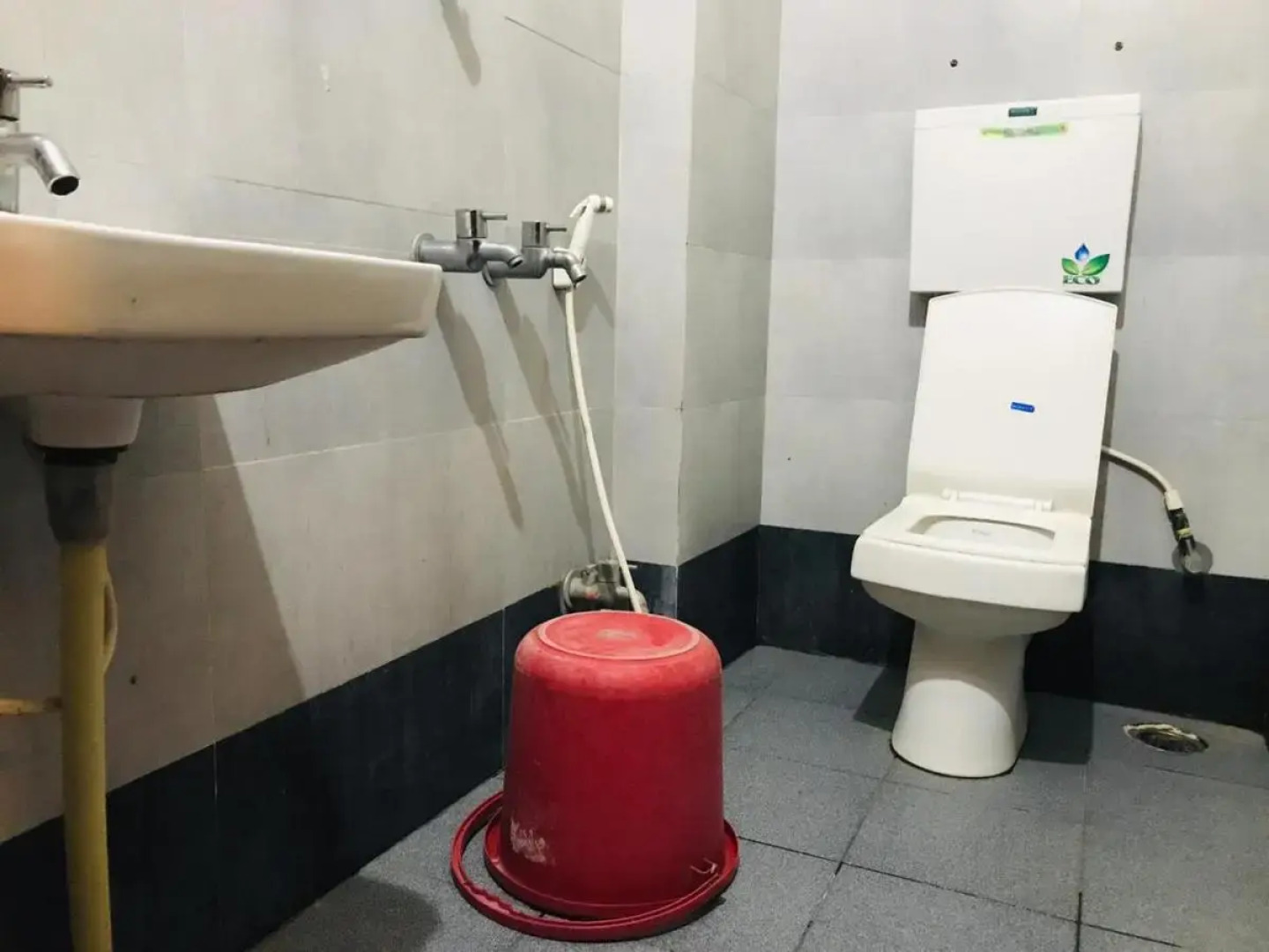 STAYMAKER Bright Palace Residency