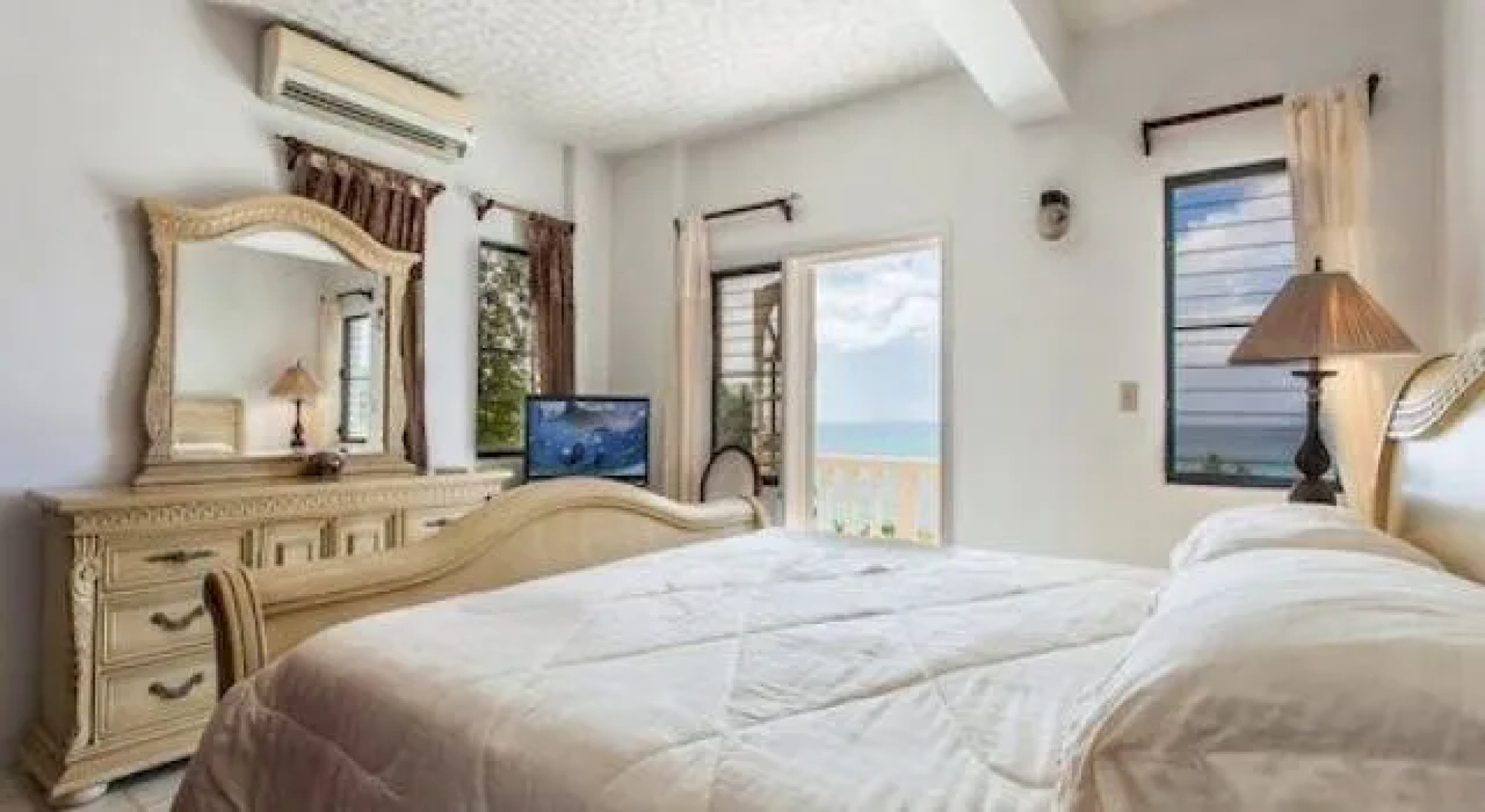 Anguilla Breeze