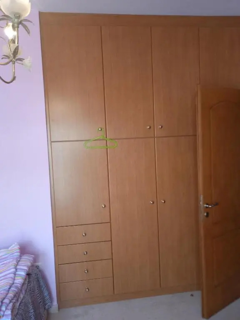 Dora's nest 5' min from the airport.