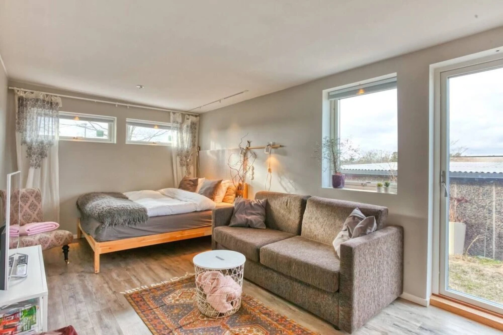 Luxurious Studio Within Nature Next to Stockholm