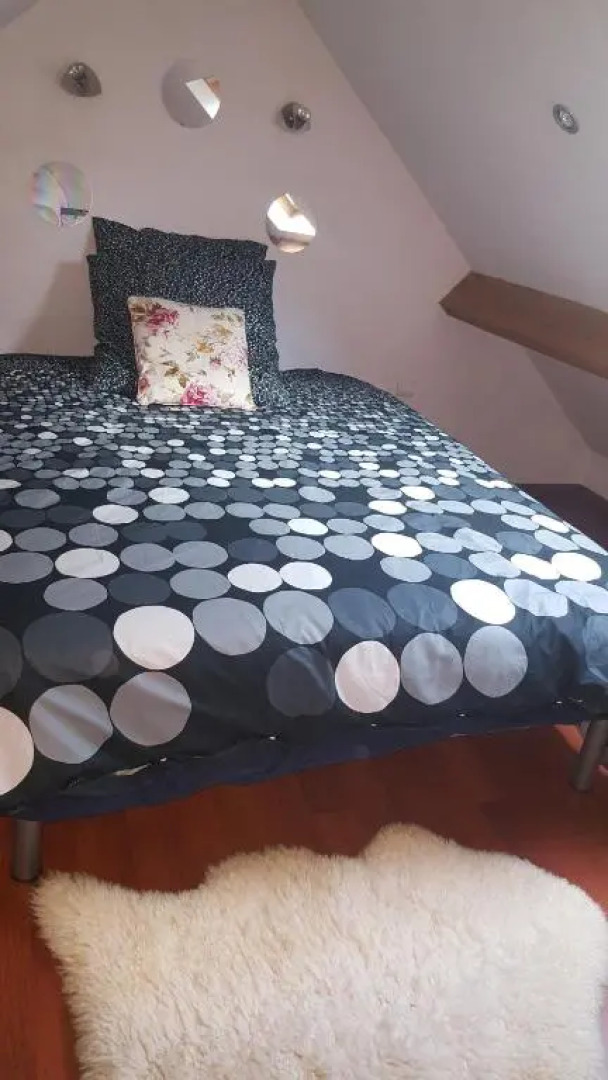 Près d'Evry, petite maison indépendante 1 ch 1 terrasse