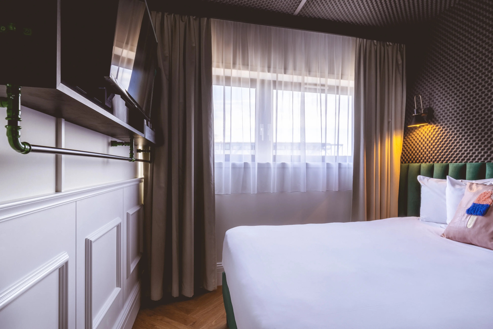 Отель Moxy Paris La Villette
