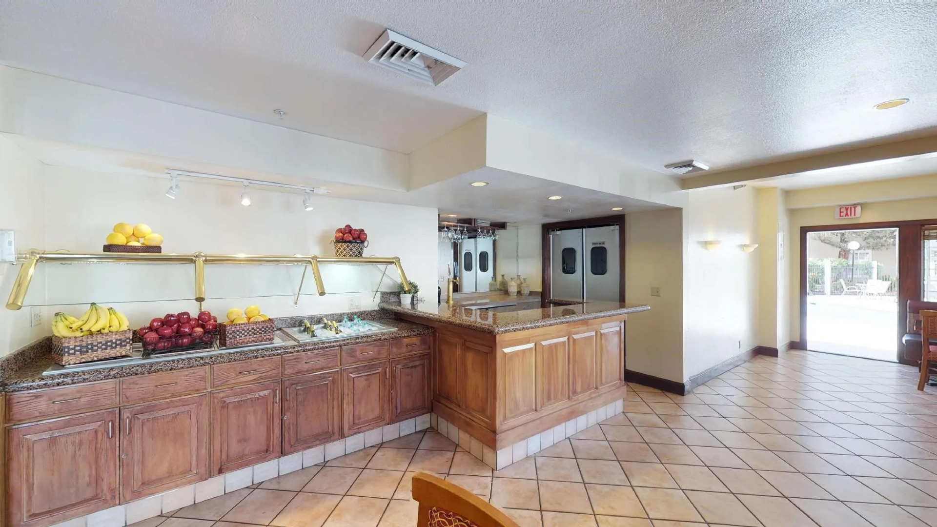 Chase Suite Hotel Newark-Fremont