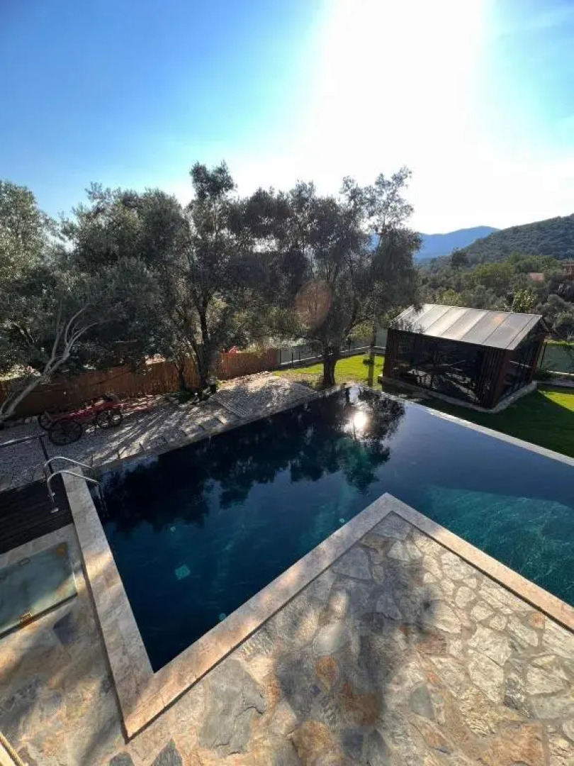 Casa AYAZ - Unique Design Villa in Vineyards and Olive Groves