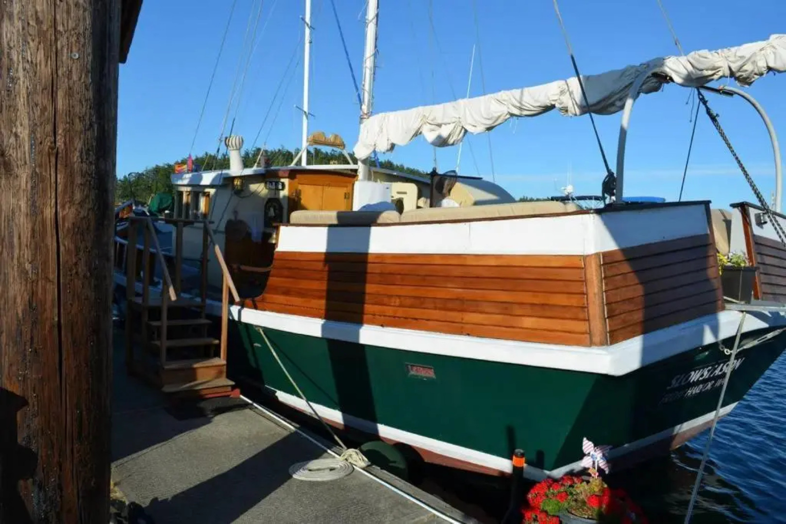 Wharfside Bed & Breakfast