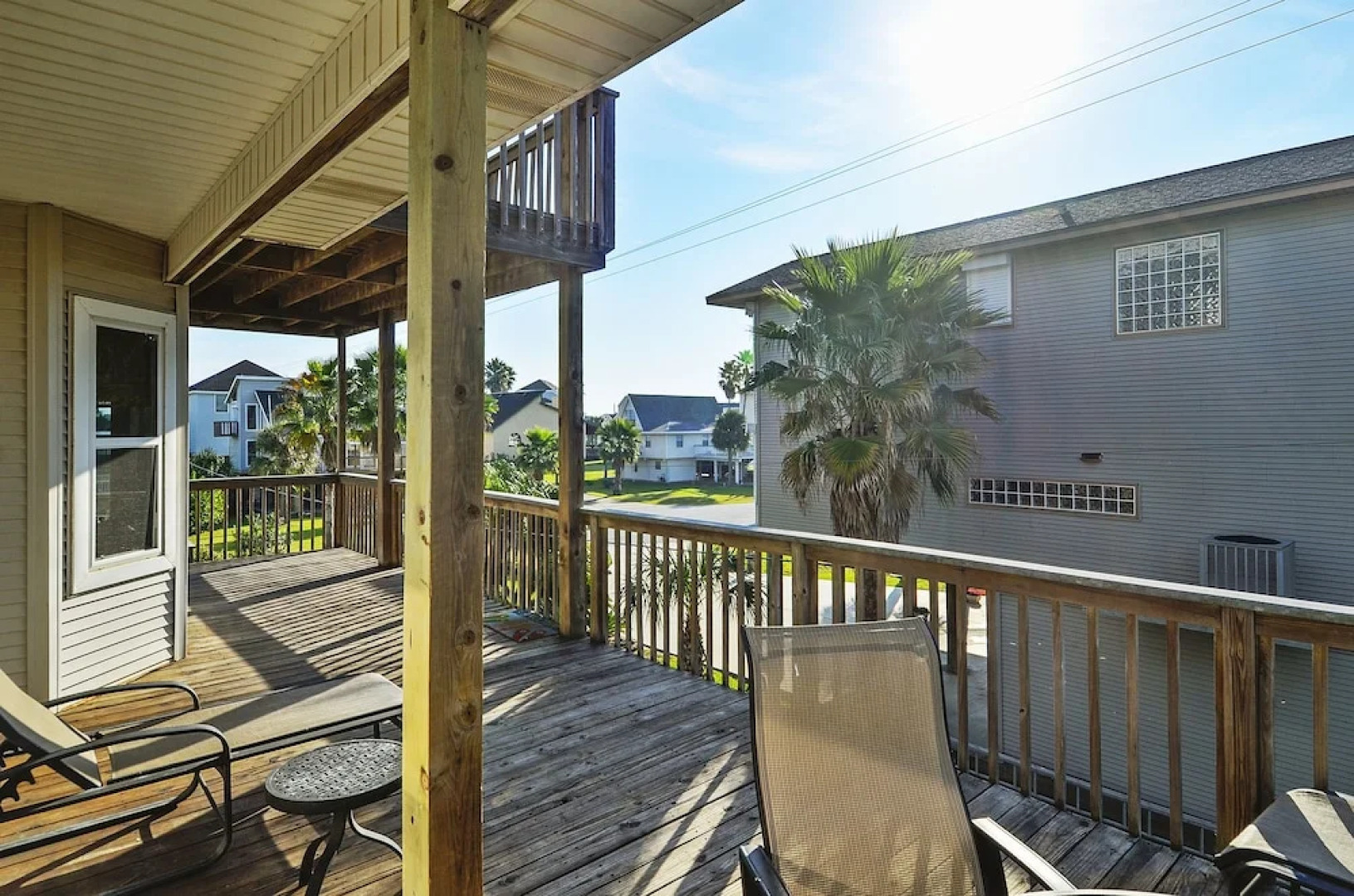 Sommervilla by RedAwning