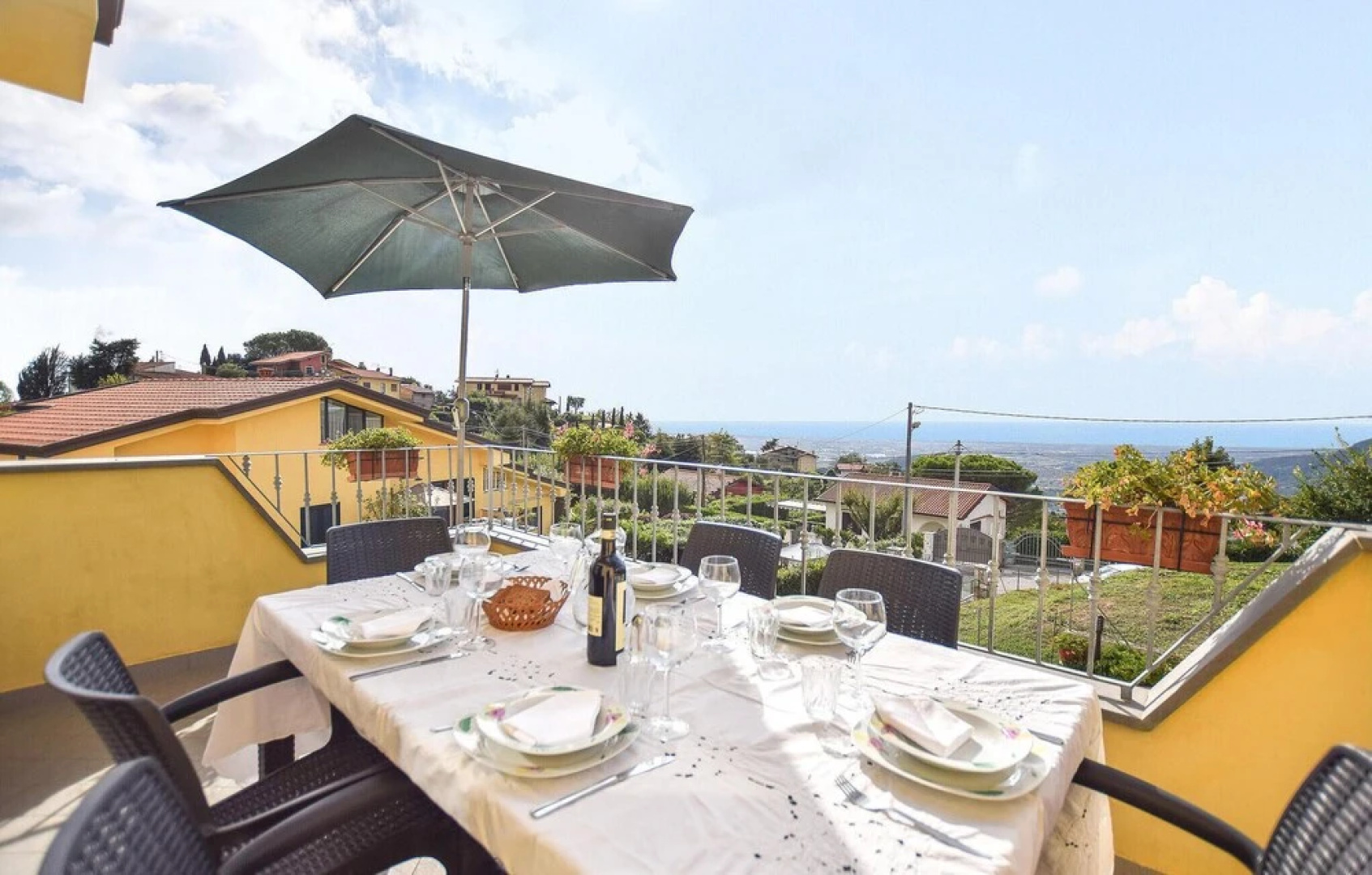 Beautiful Home in Massarosa With 3 Bedrooms, Wifi and Outdoor Swimming Pool