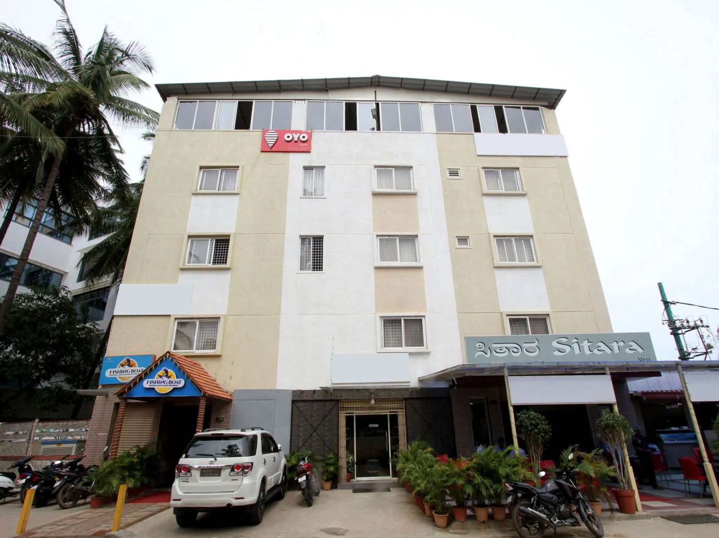 OYO 451 Goyal Residency