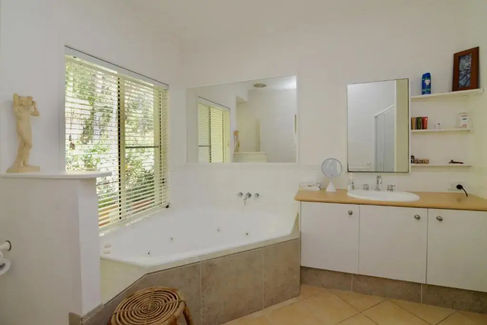 Howie's Place Noosa