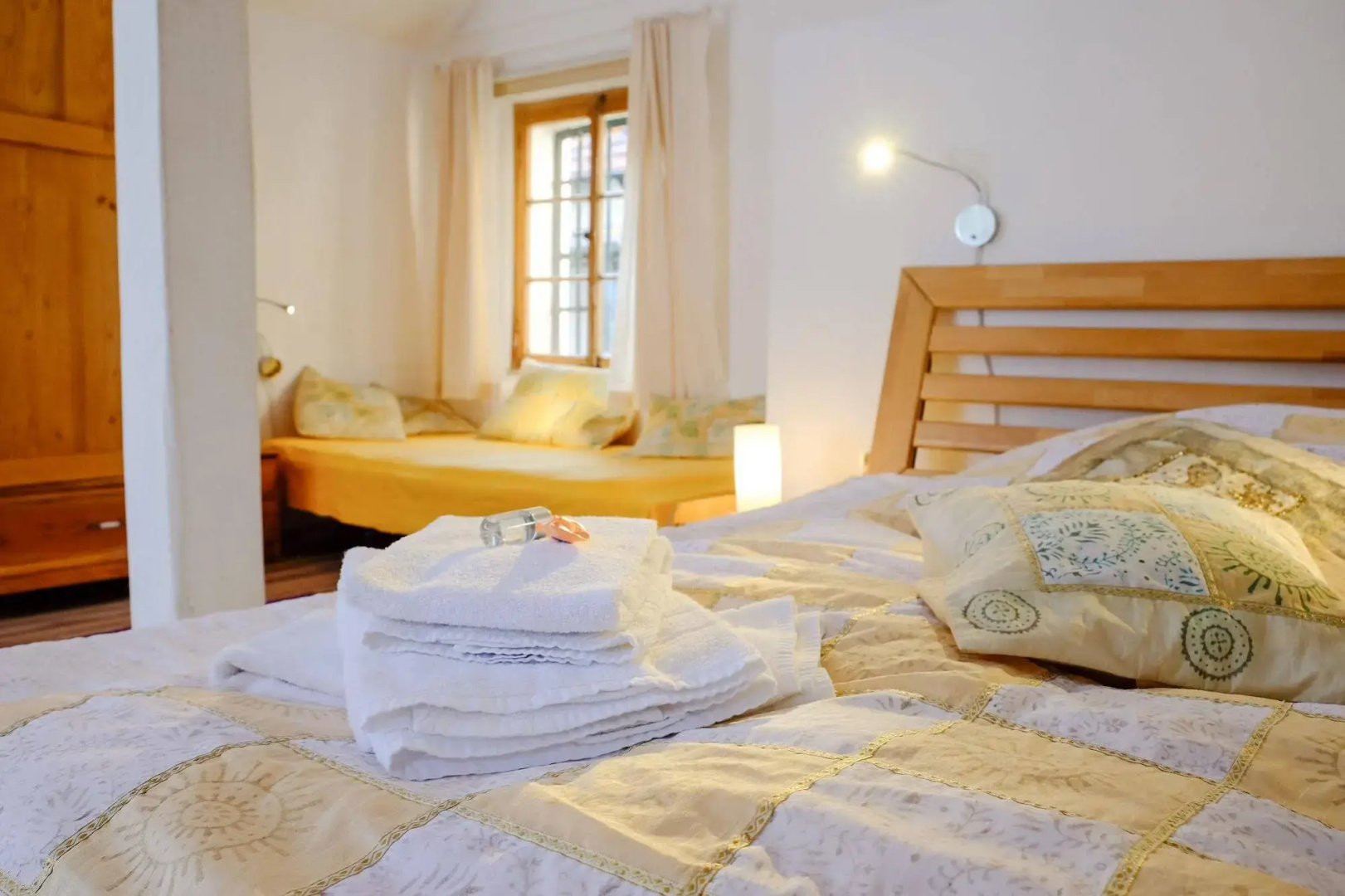 RheinRiver Guesthouse - Direkt am Rhein