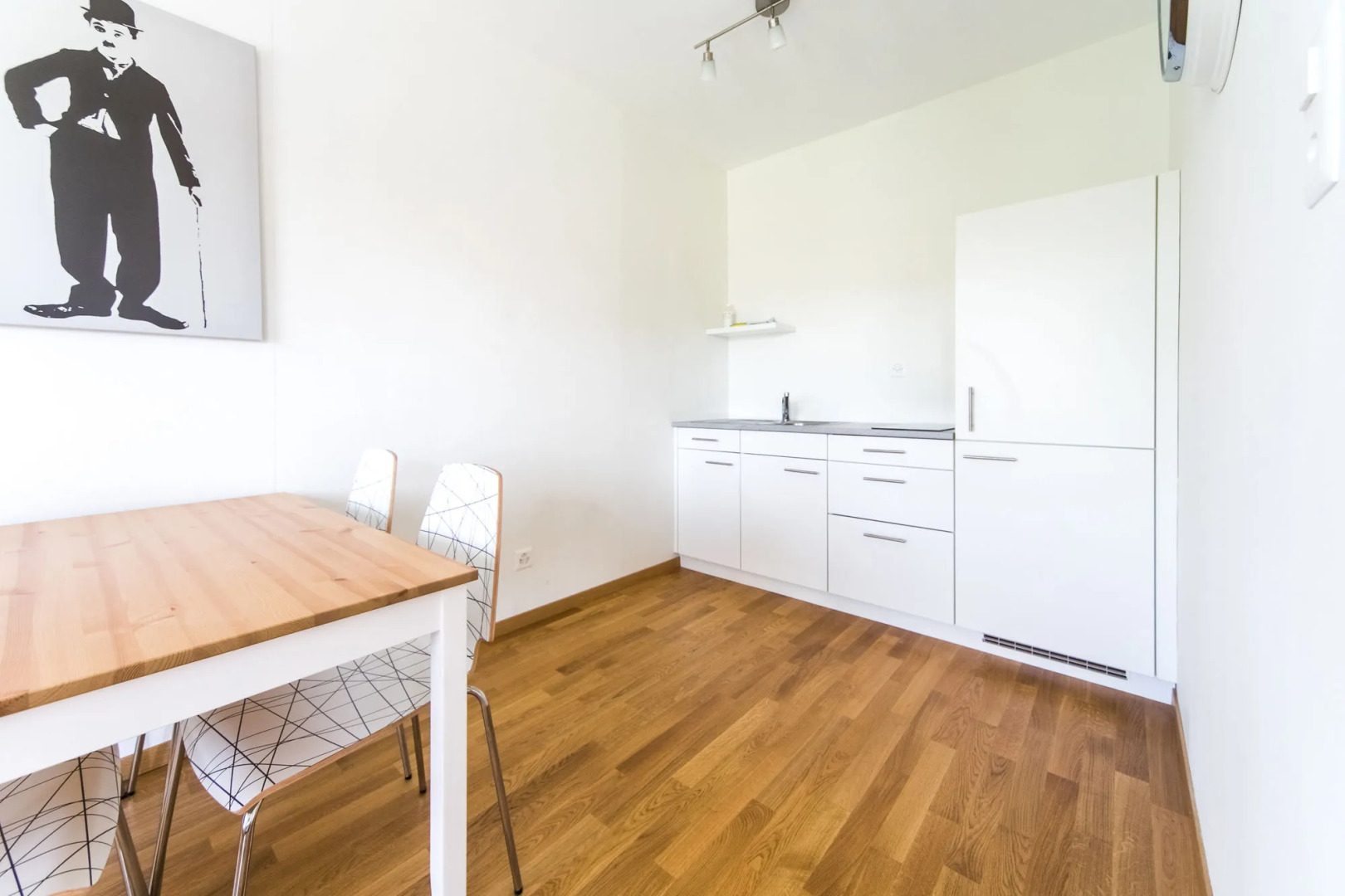 Hotel & Lounge by Hyve Basel SBB