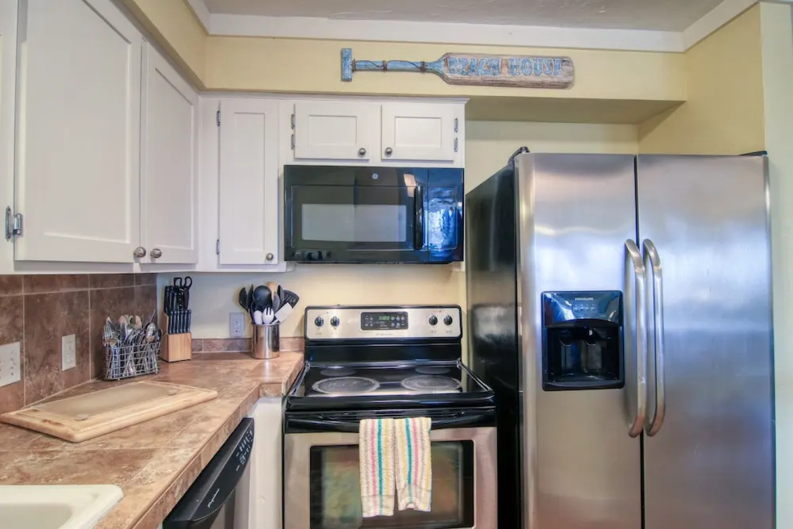 Ray's Retreat - 3 Br Condo