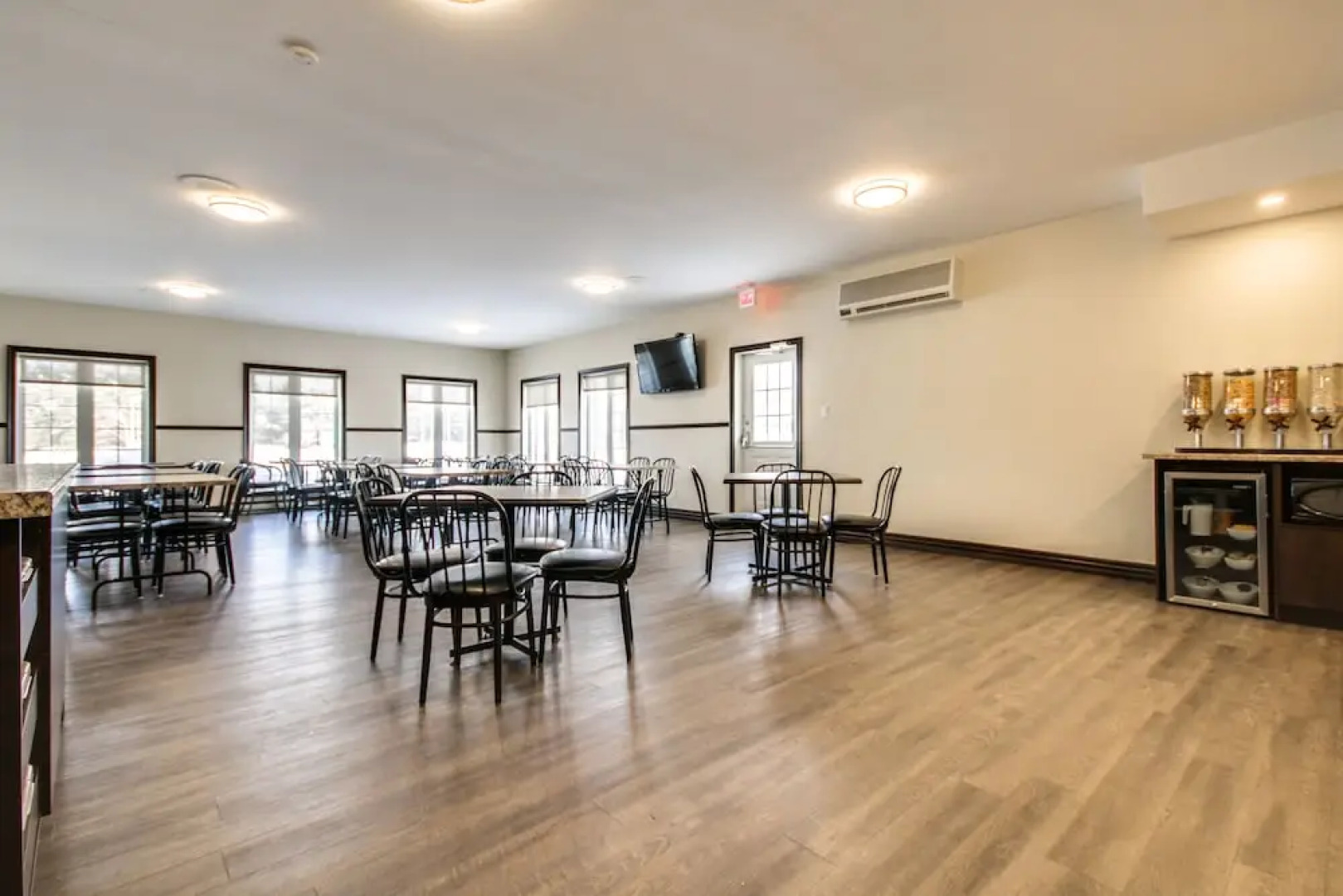 Chez Marineau - Hotel des 10