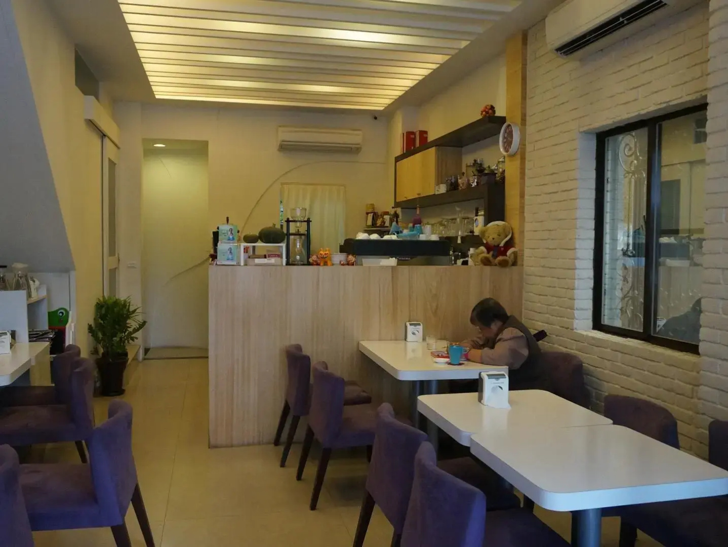 Aunties Hostel