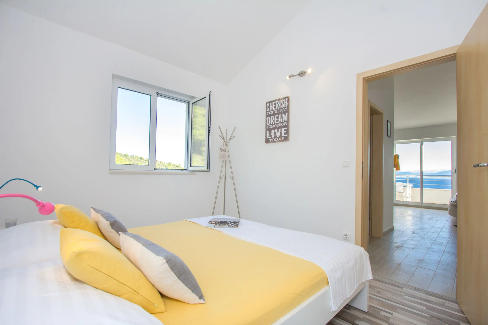 Sunny Apartments