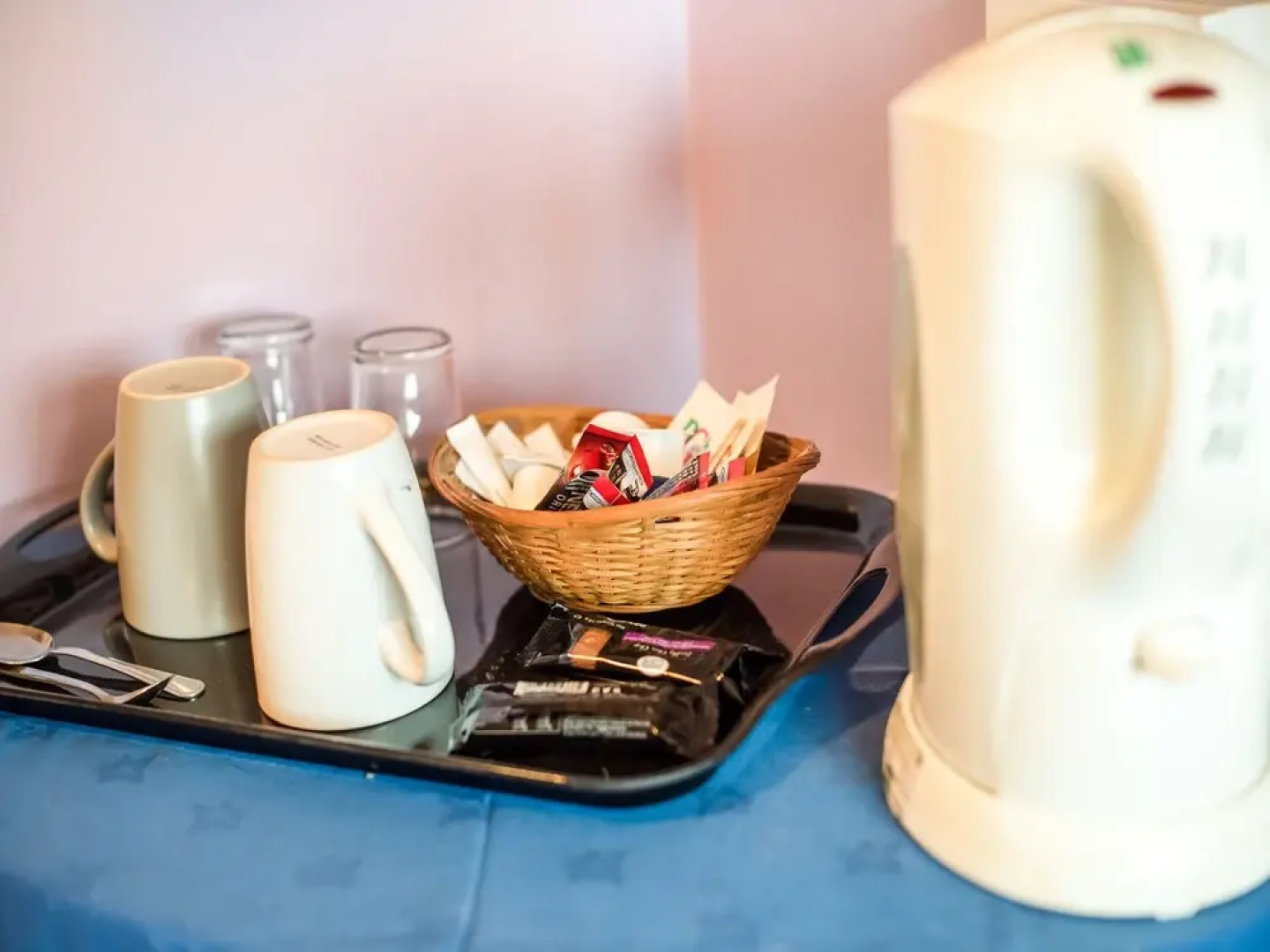 Hardwicke Arms Hotel