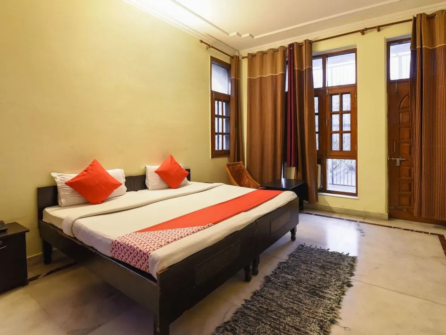 Rose View By OYO Rooms