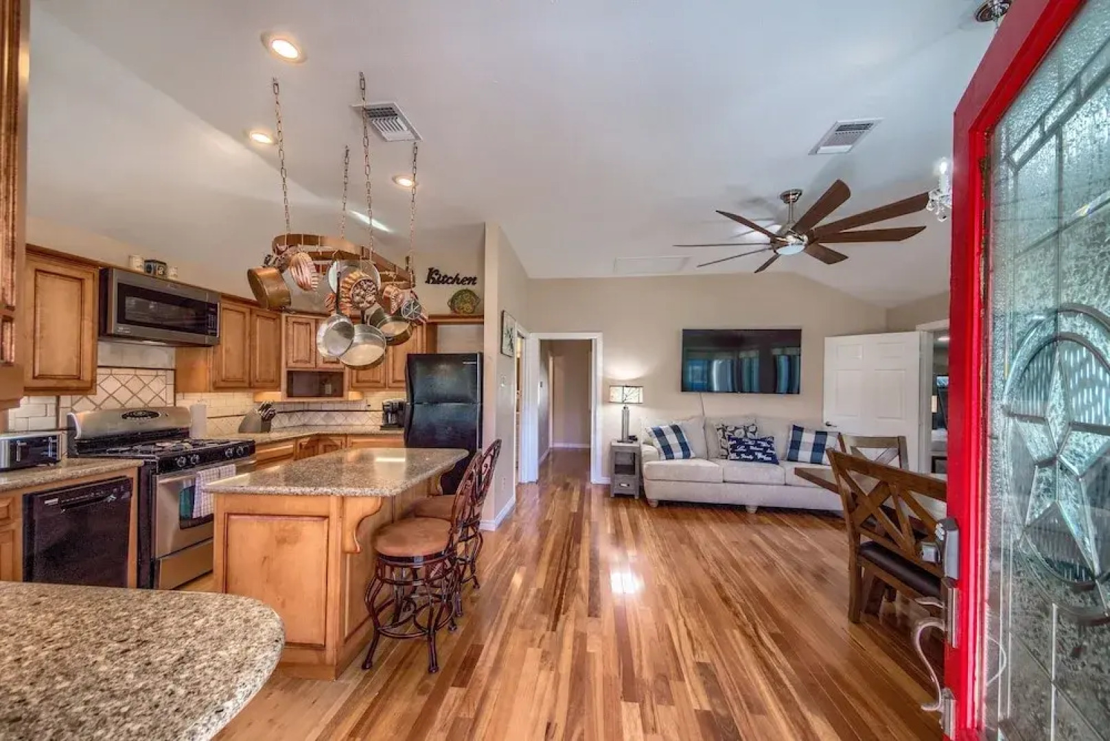 Ponderosa Country Haus Prd 2495 2 Bedroom Home by RedAwning