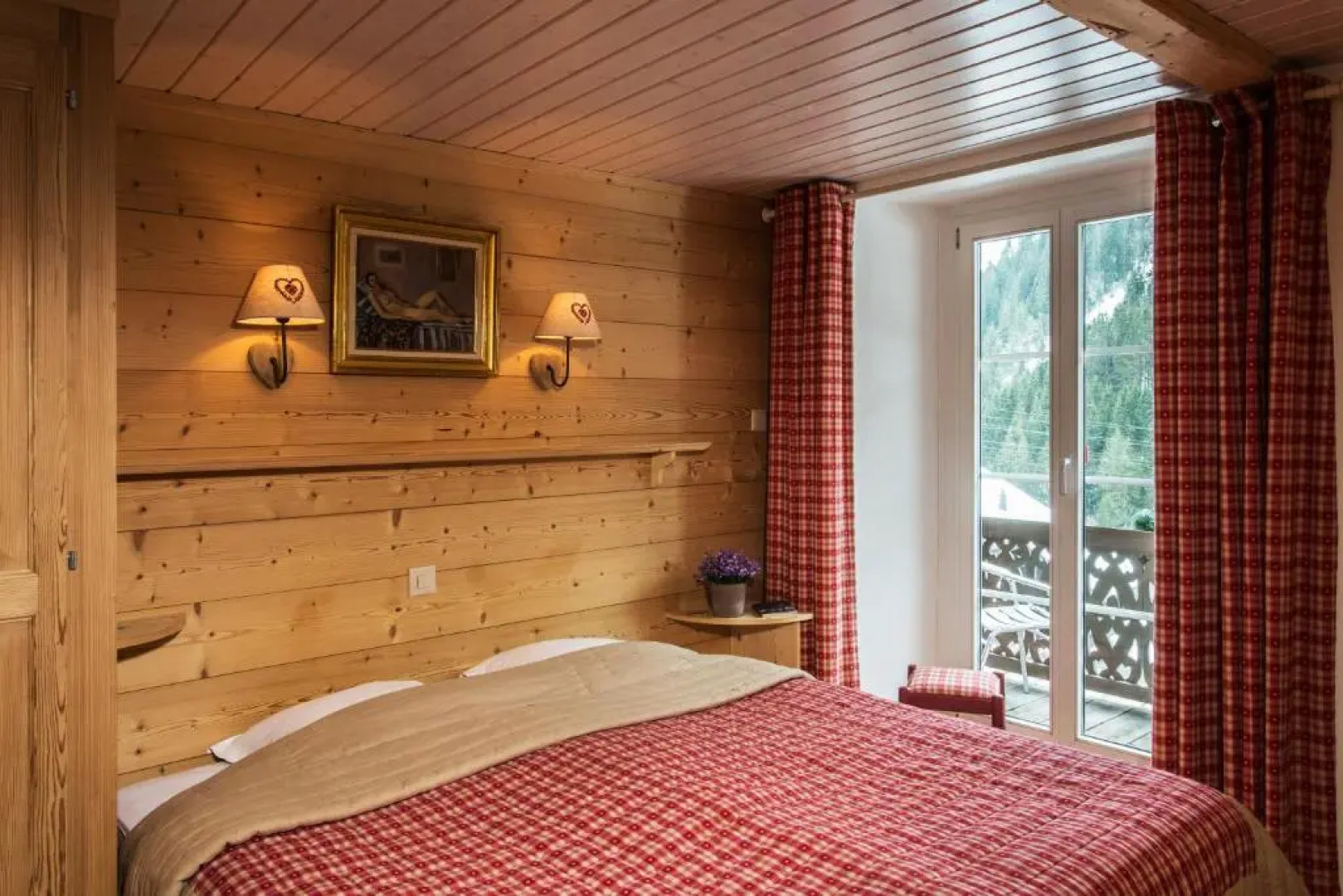 Hotel The Originals Boutique Hotel du Pillon