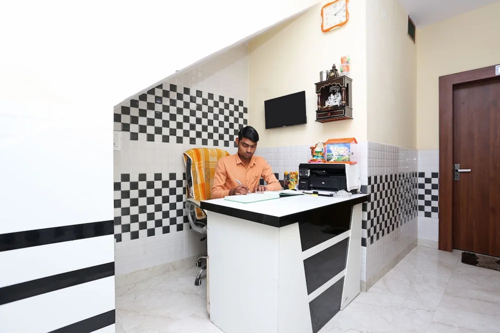 OYO 30451 Hotel Yaduvanshi