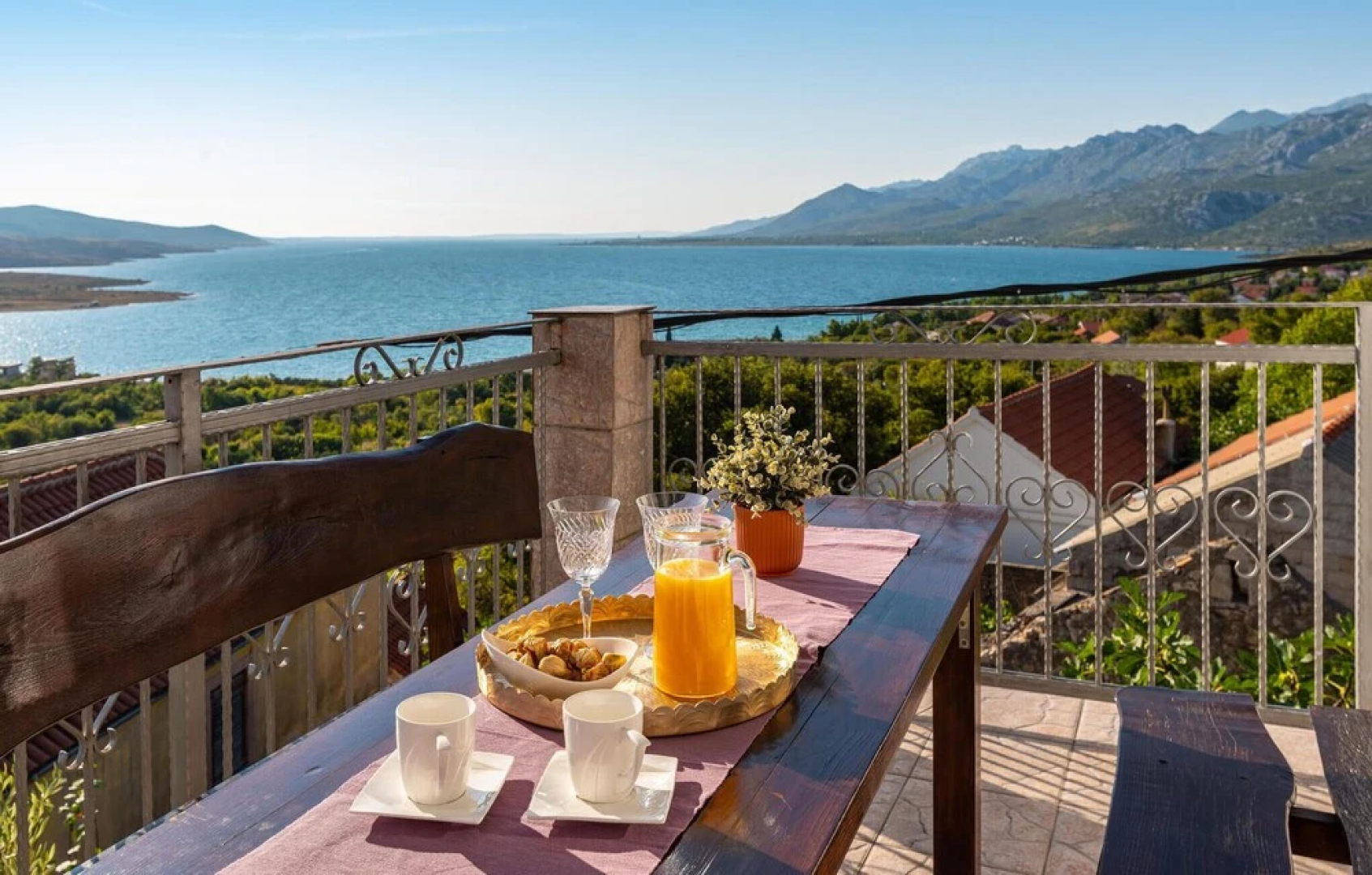 Amazing Home in Rovanjska With 4 Bedrooms, Jacuzzi and Wifi