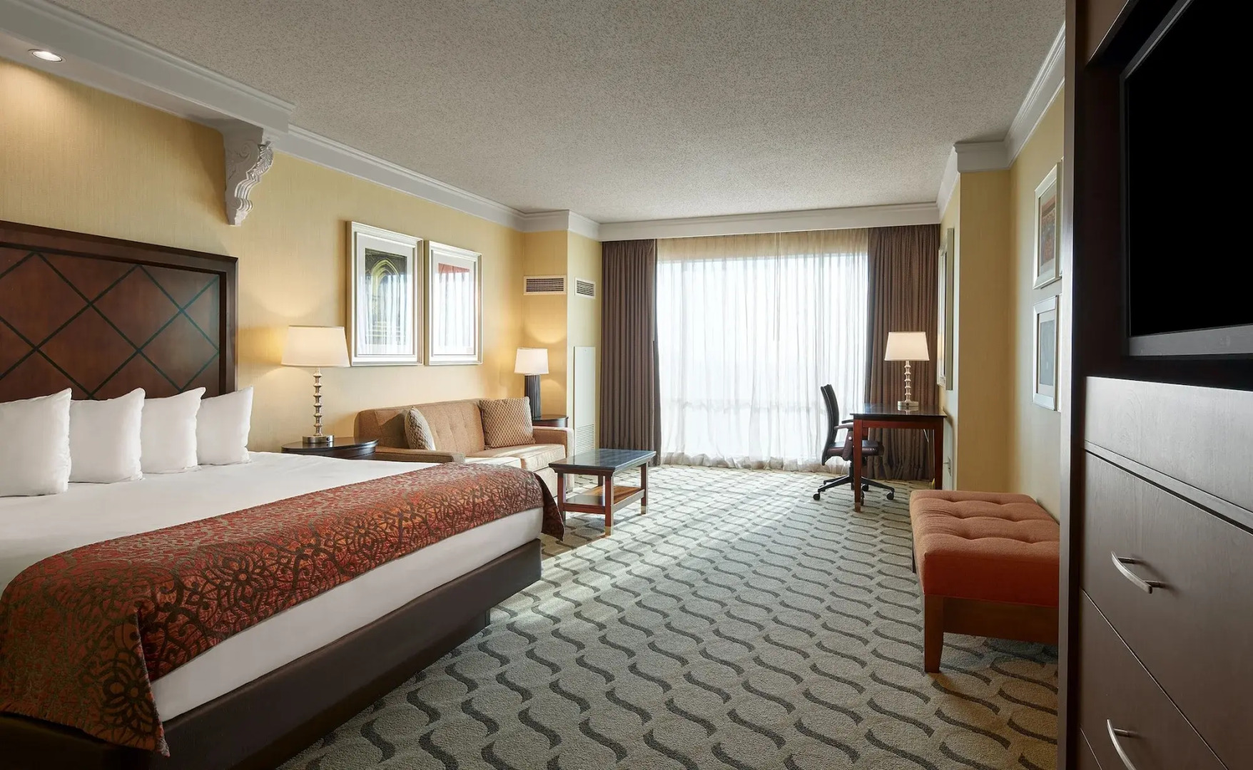 Horseshoe Bossier City– A Caesars Rewards Destination