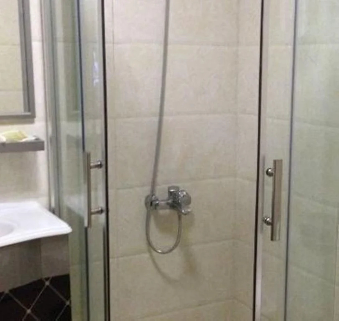 Yingde Qili Business Hotel