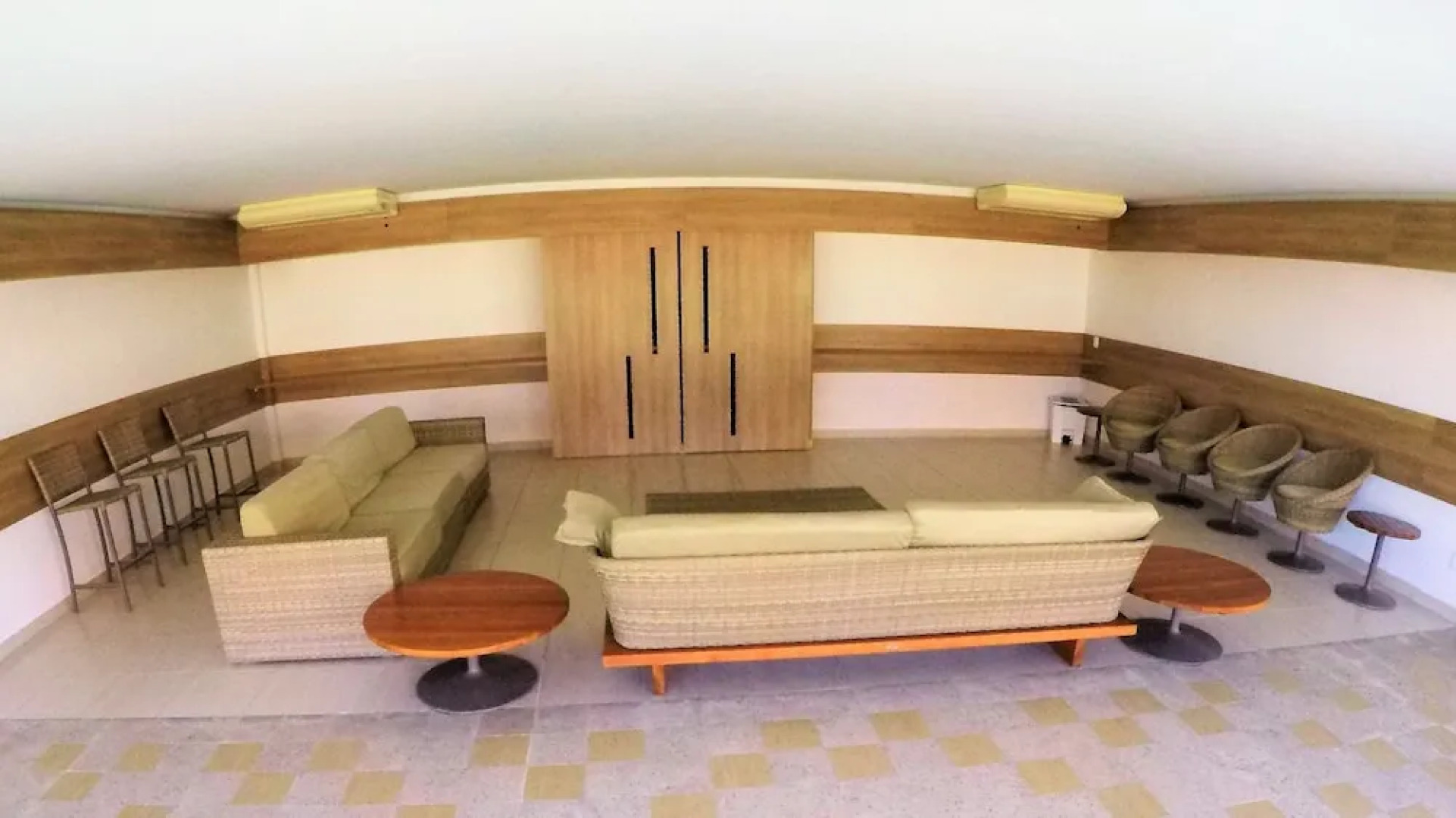 Beach Place Resort By DM Apartments