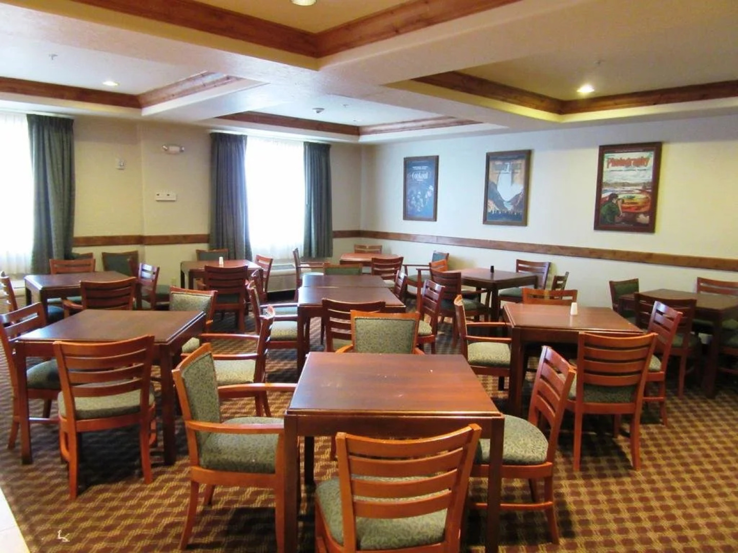 Yellowstone Park Hotel