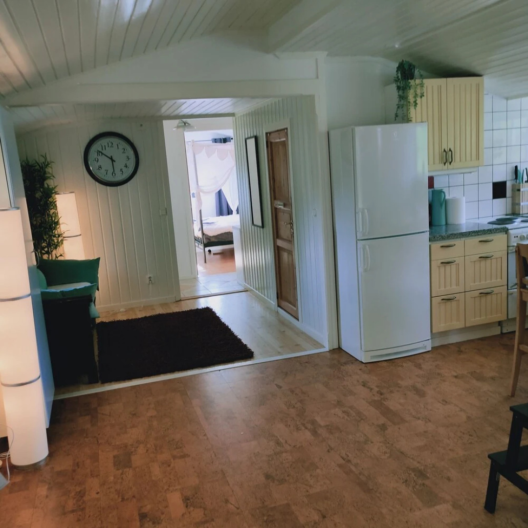 Charming 2-bed House at the Lake Close Gustavsfors