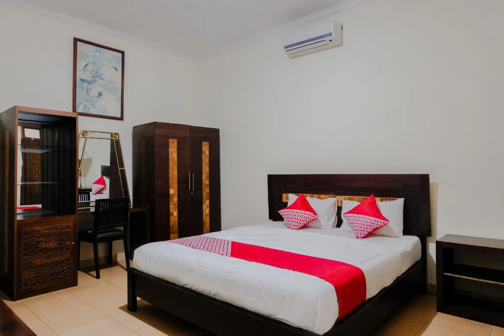 Hotel Mahkota Plengkung