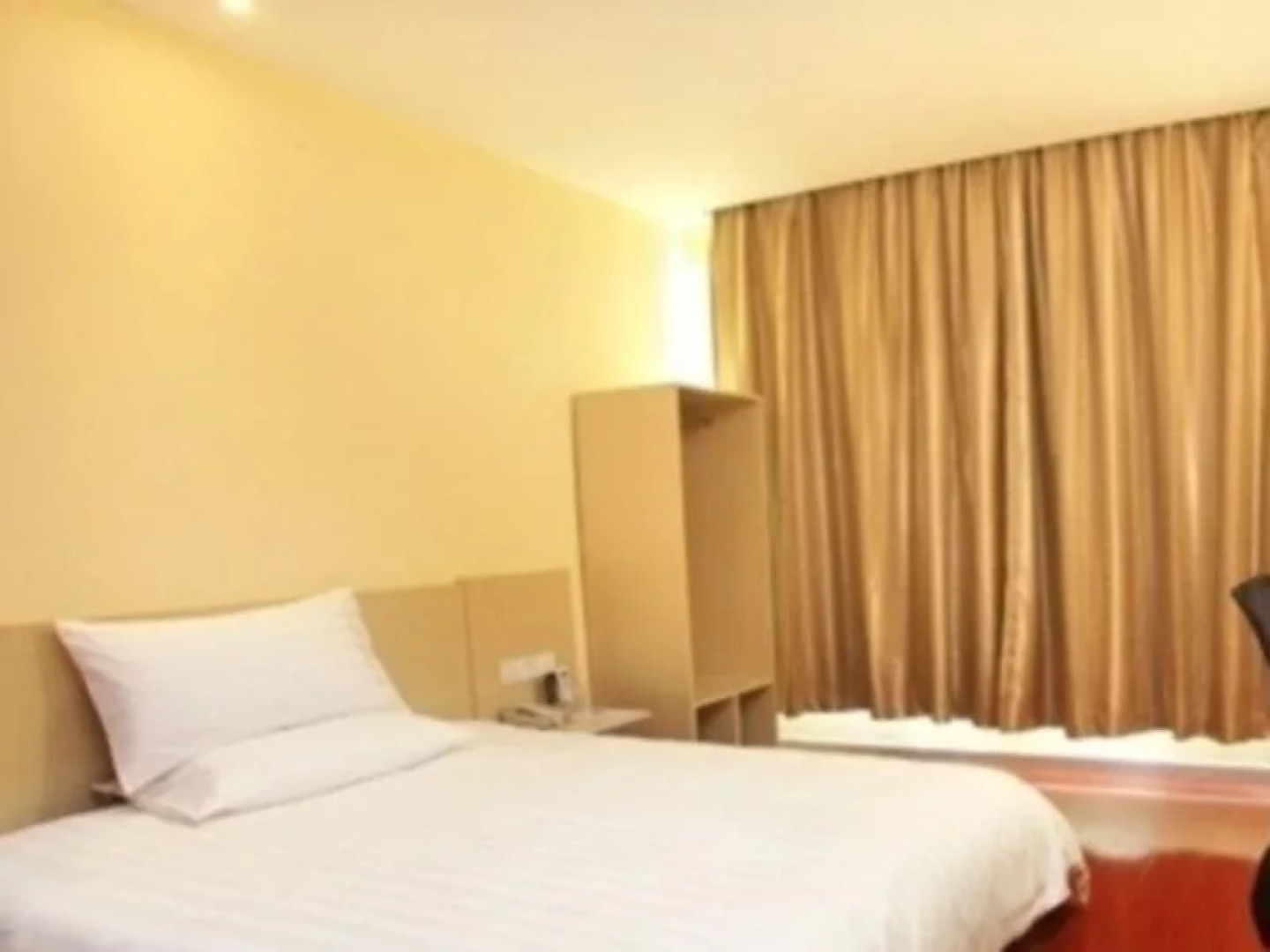 Hanting Hotel Tieling Railway Station