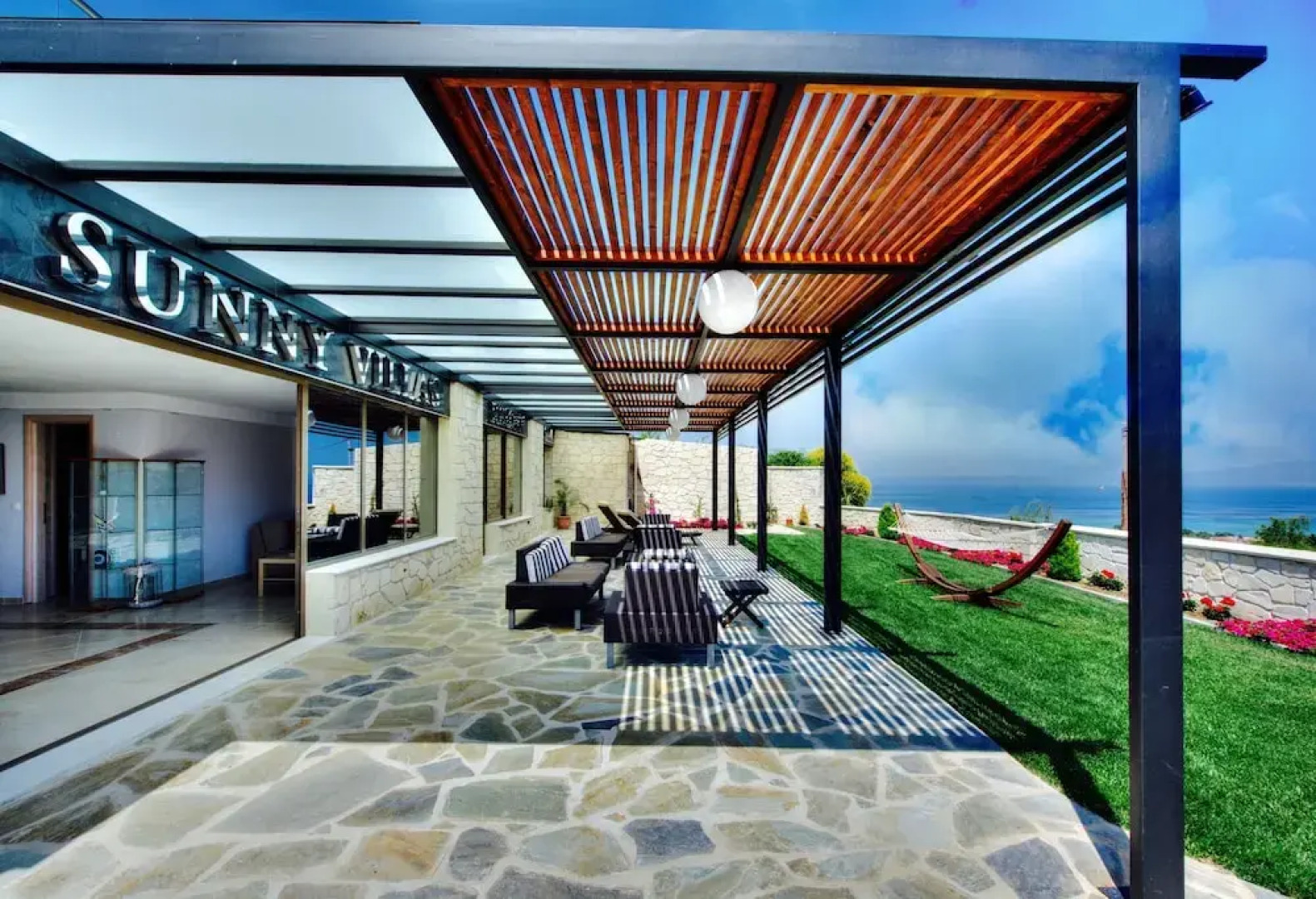 Sunny Villas Exclusive