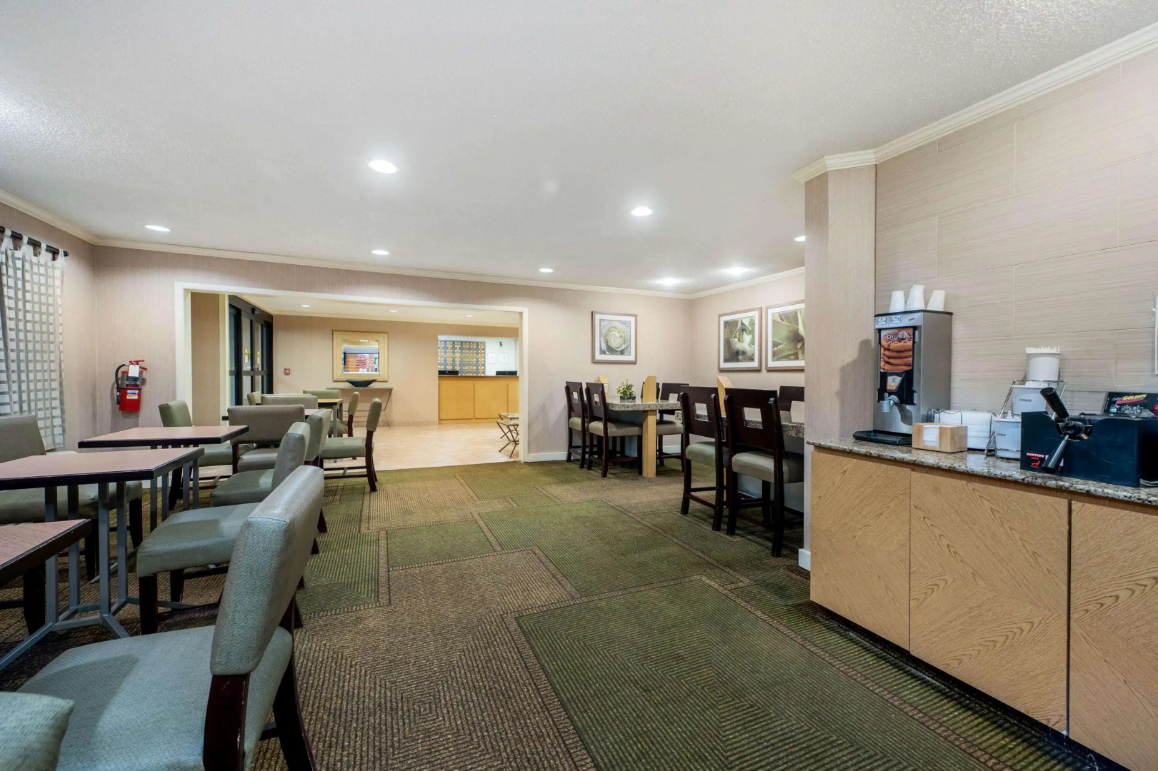 La Quinta Inn & Suites by Wyndham Mansfield OH